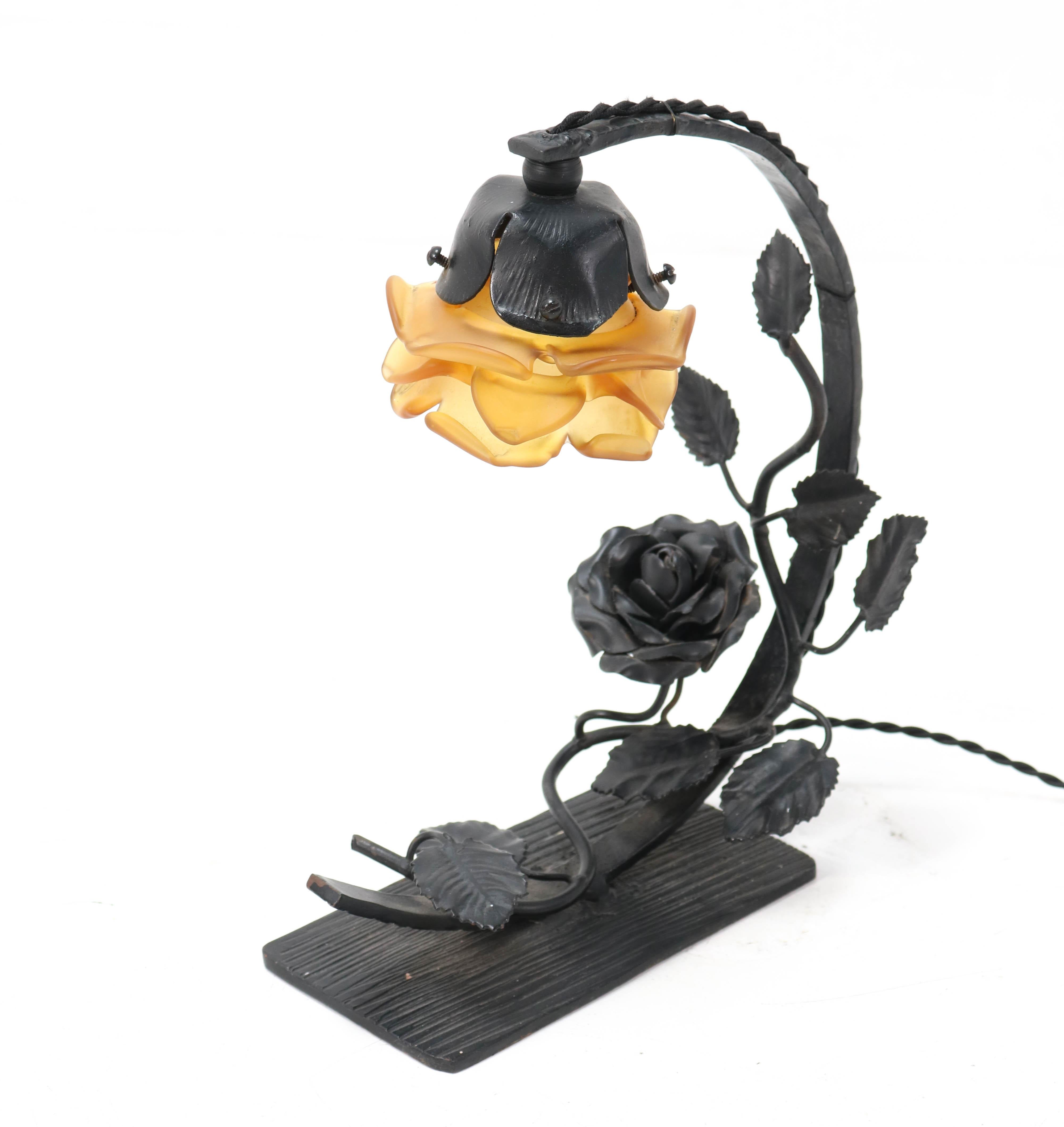art deco flower lamp