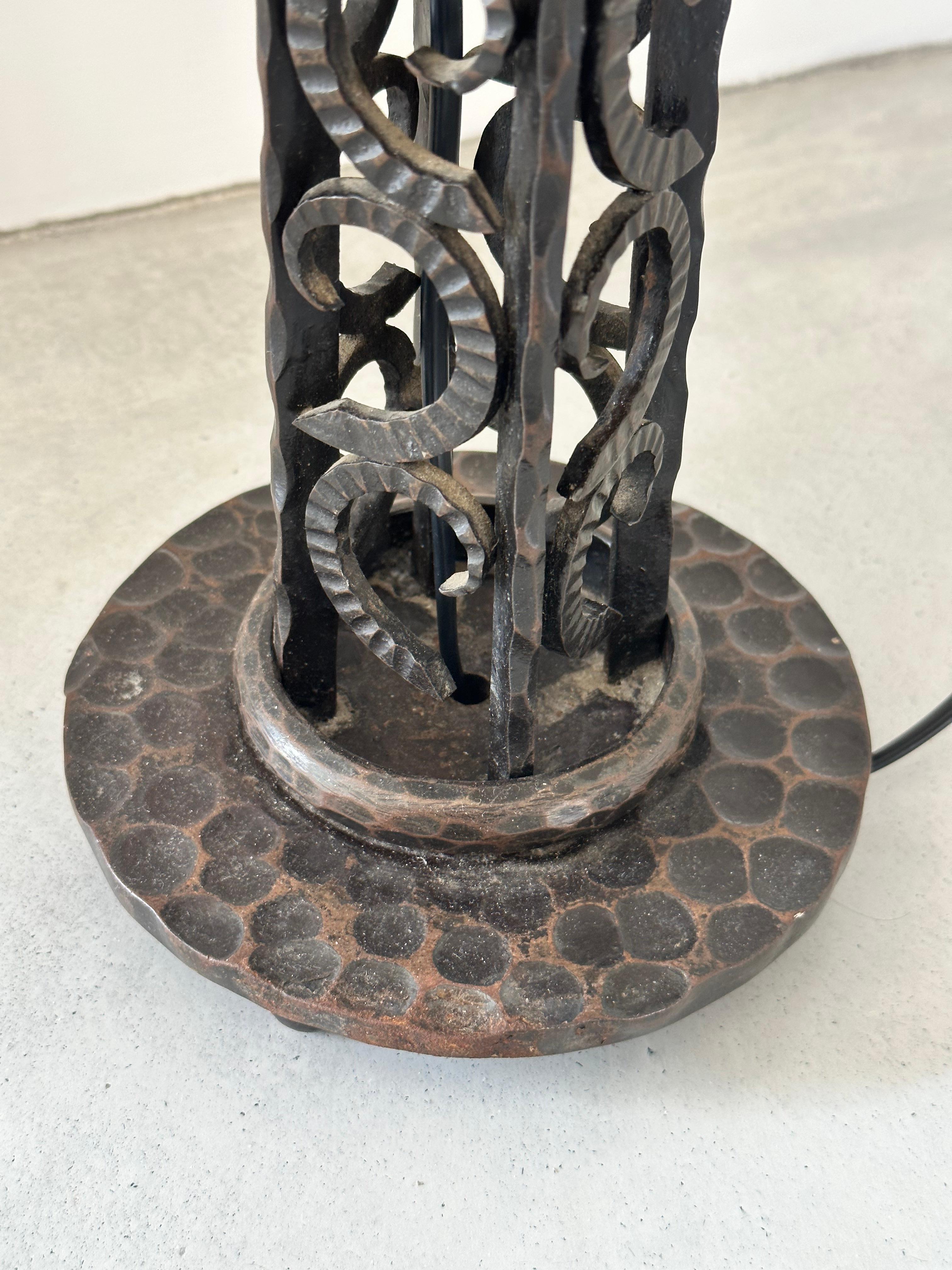 Mid-20th Century French Art Deco Wrought-iron table lamp, 1930s For Sale