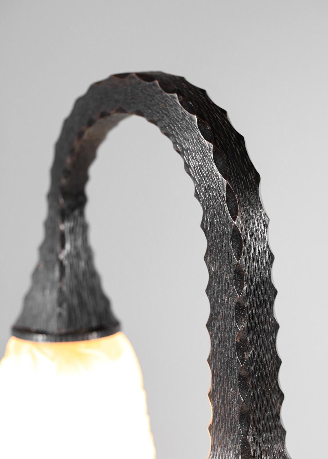  Lampe de table Art déco française en fer forgé Primaflore verre moderniste des années 30  en vente 5