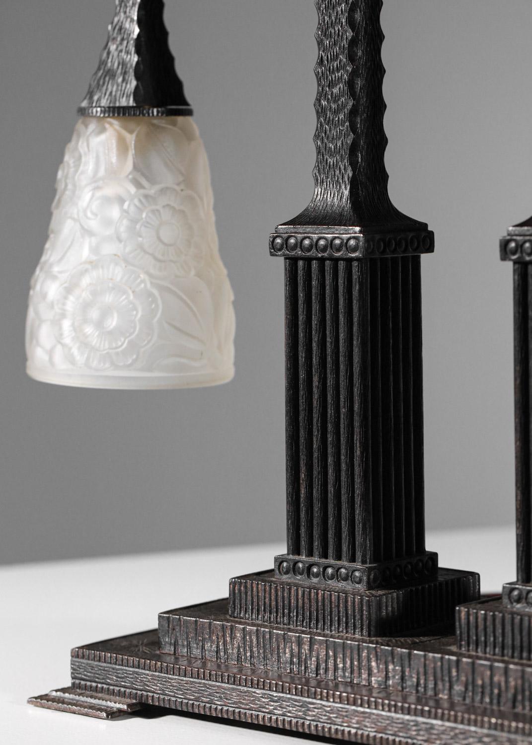  Lampe de table Art déco française en fer forgé Primaflore verre moderniste des années 30  en vente 10