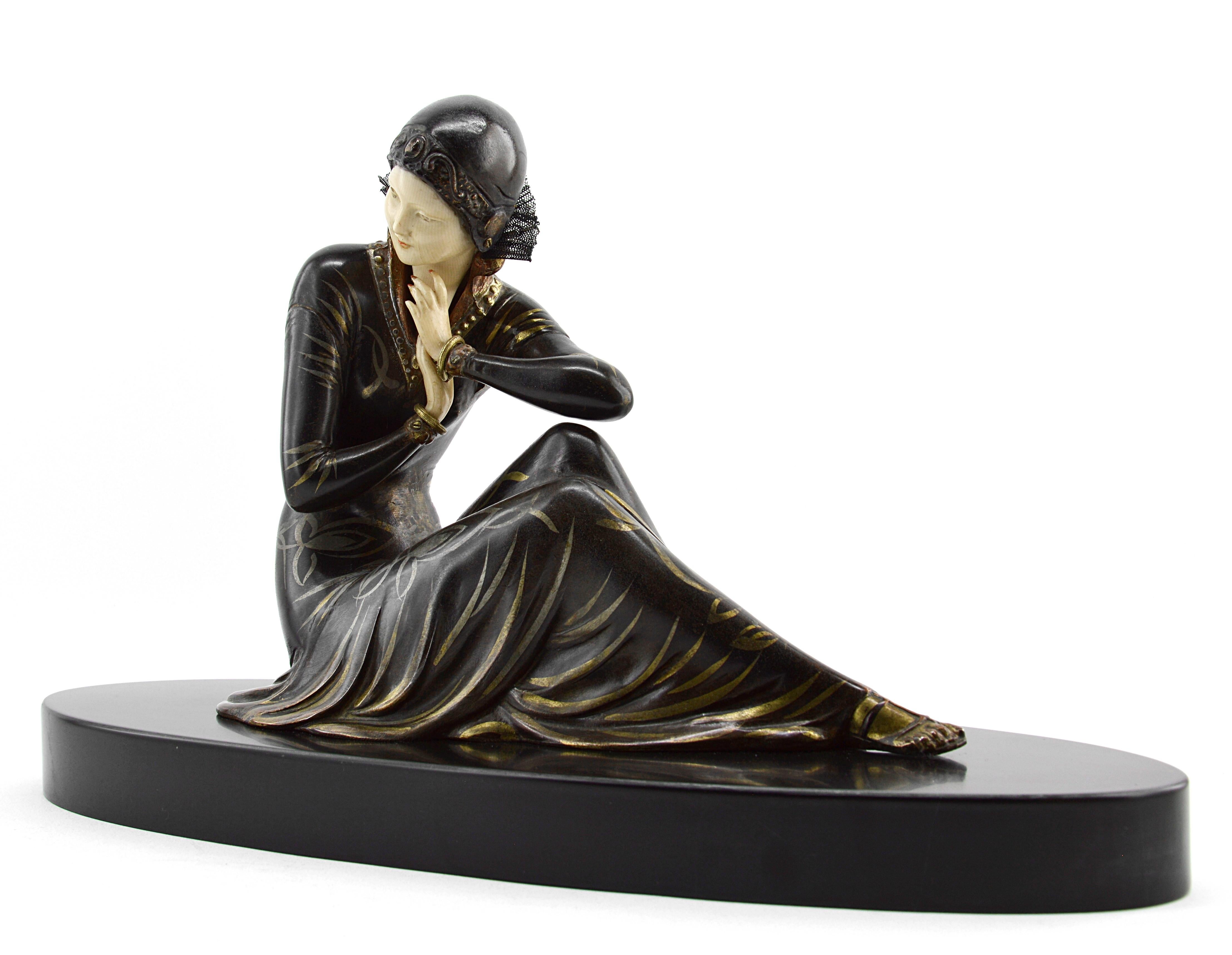 Early 20th Century French Art Deco Young Lady Sculpture, 1920s