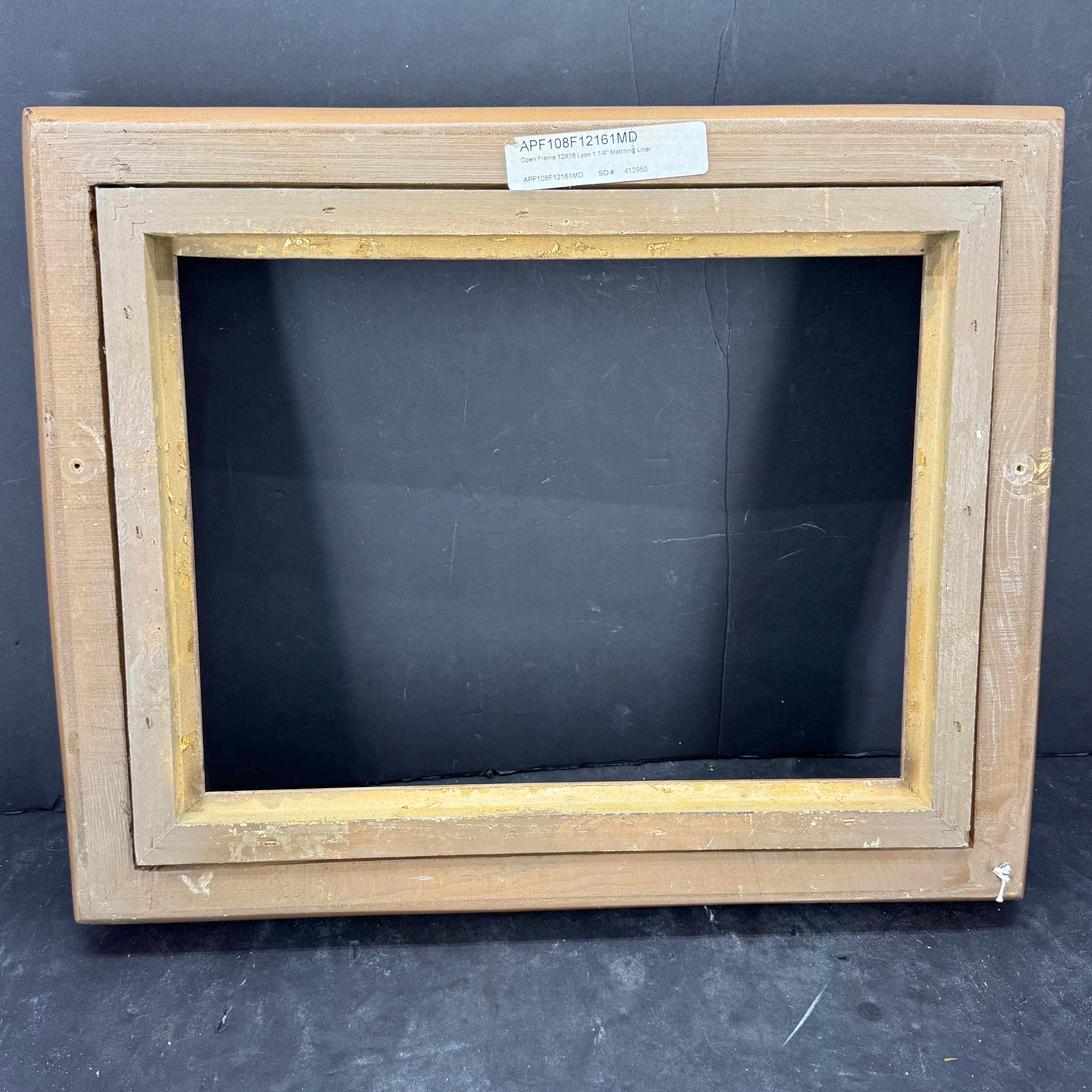 French Art Frame In the Style of Rococo Rectangular Gold Gilded 9