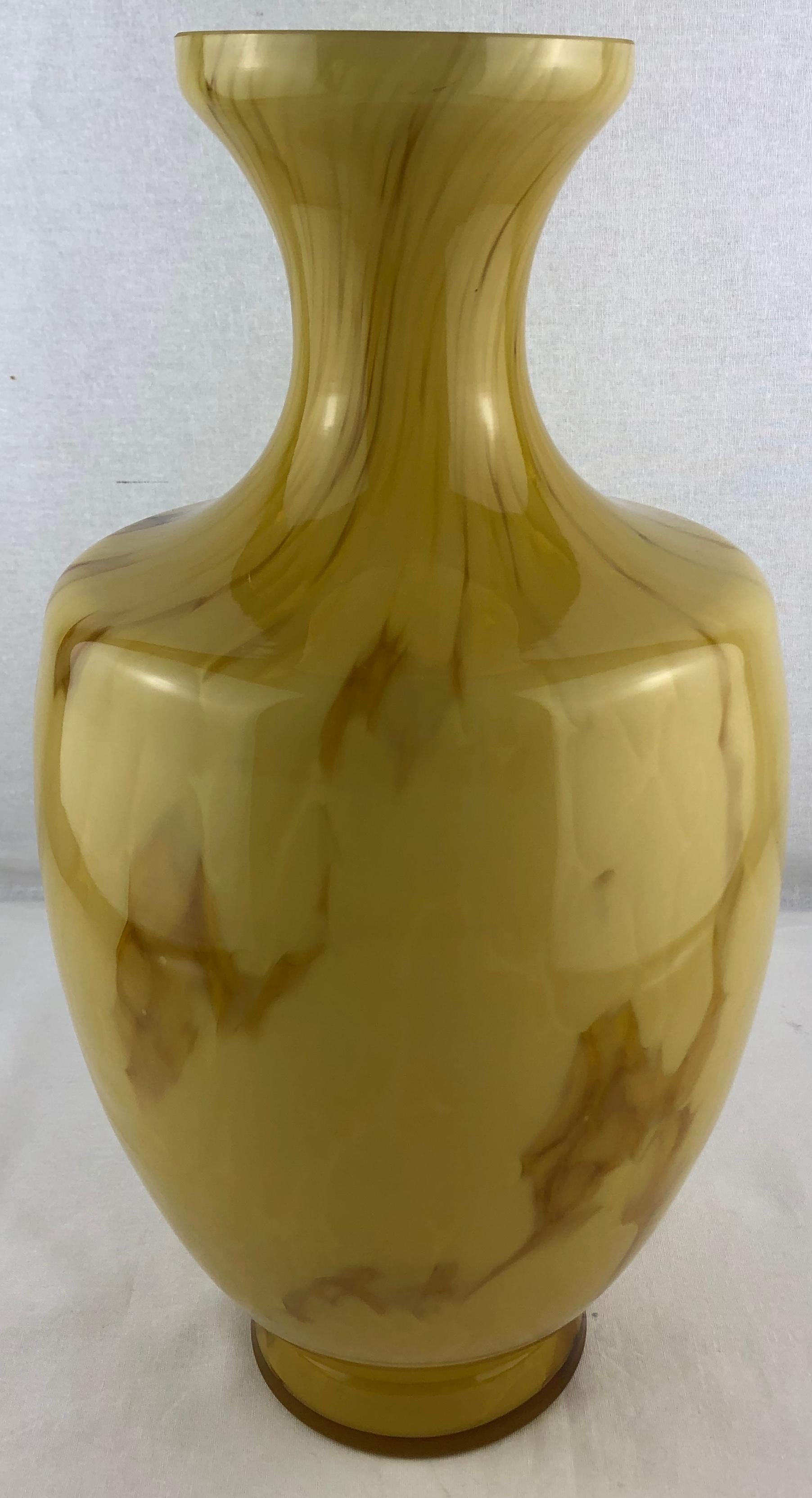 French Art Glass Vase, Mid-20th Century 7