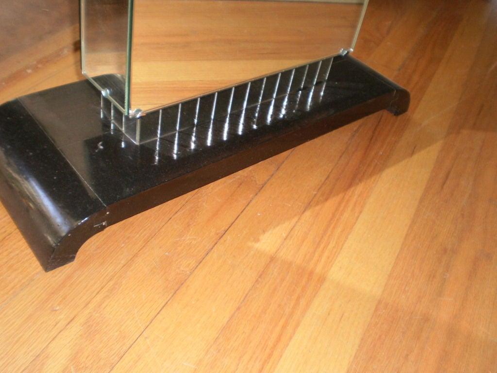 Art Deco French Art Moderne Mirrored Cocktail Table For Sale