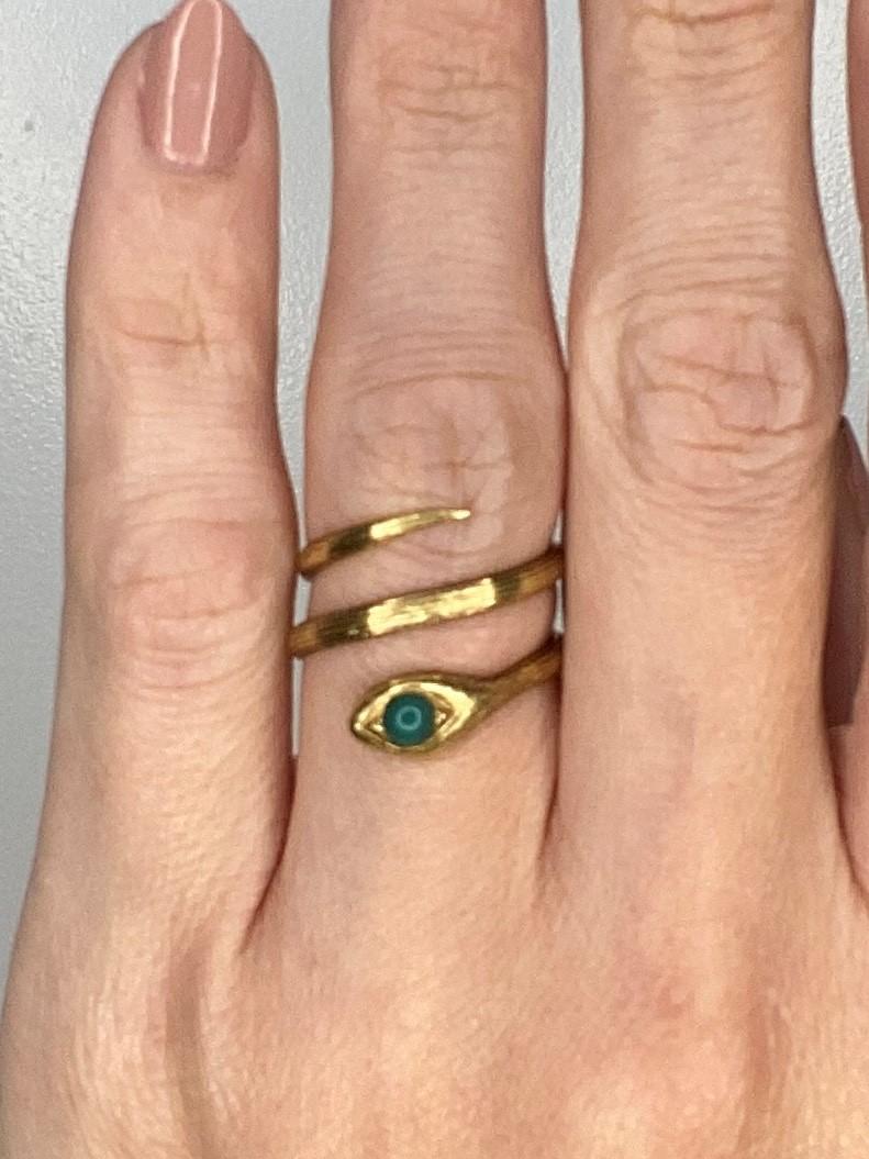French Art Nouveau 1915 Snake Ring in 18Kt Yellow Gold with Round Chrysoprase 1