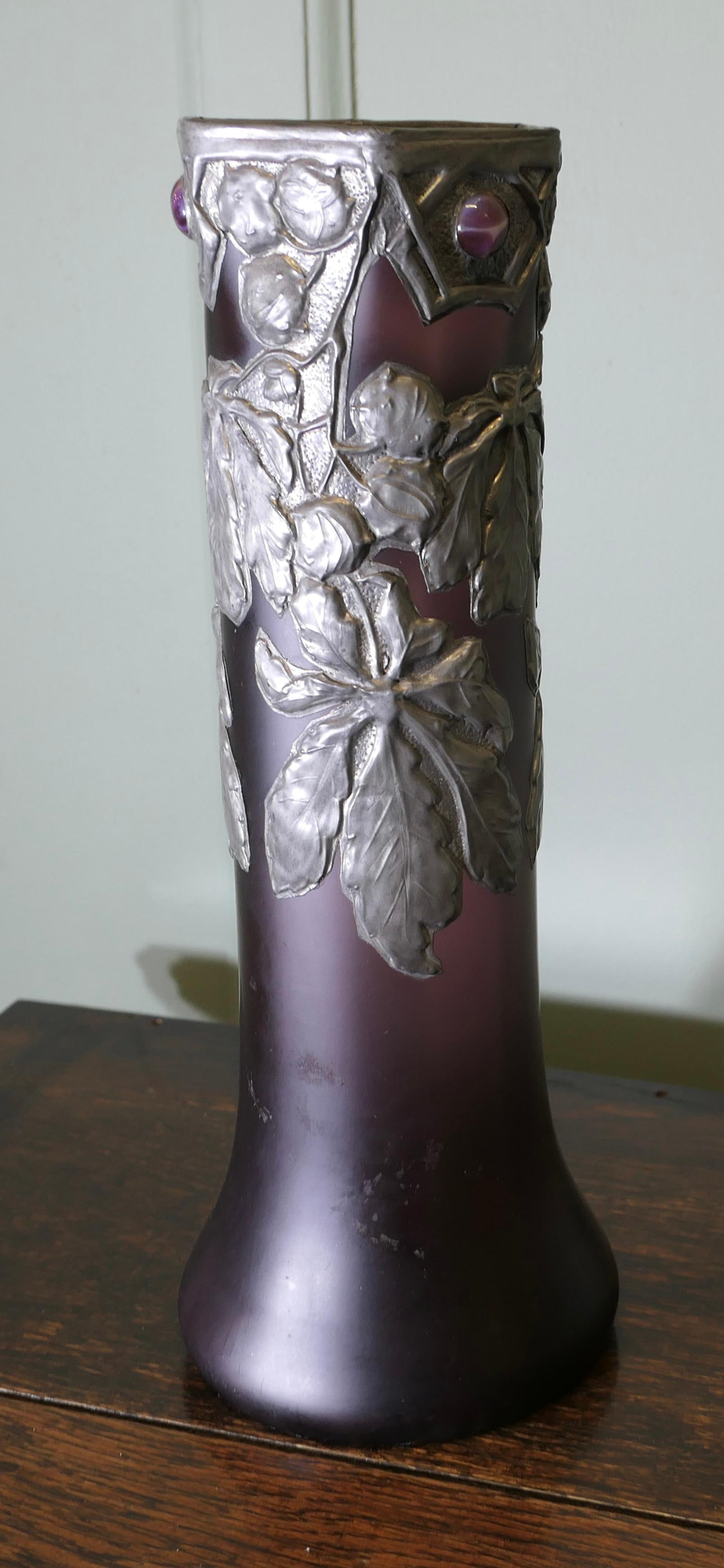 Early 20th Century French Art Nouveau Amethyst Vase with Pewter Overlay  Tall Aesthetic Amethyst For Sale