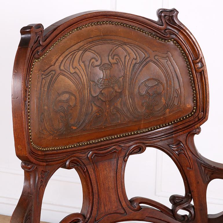 French Art Nouveau Armchair with Original Leather Upholstery For Sale 3