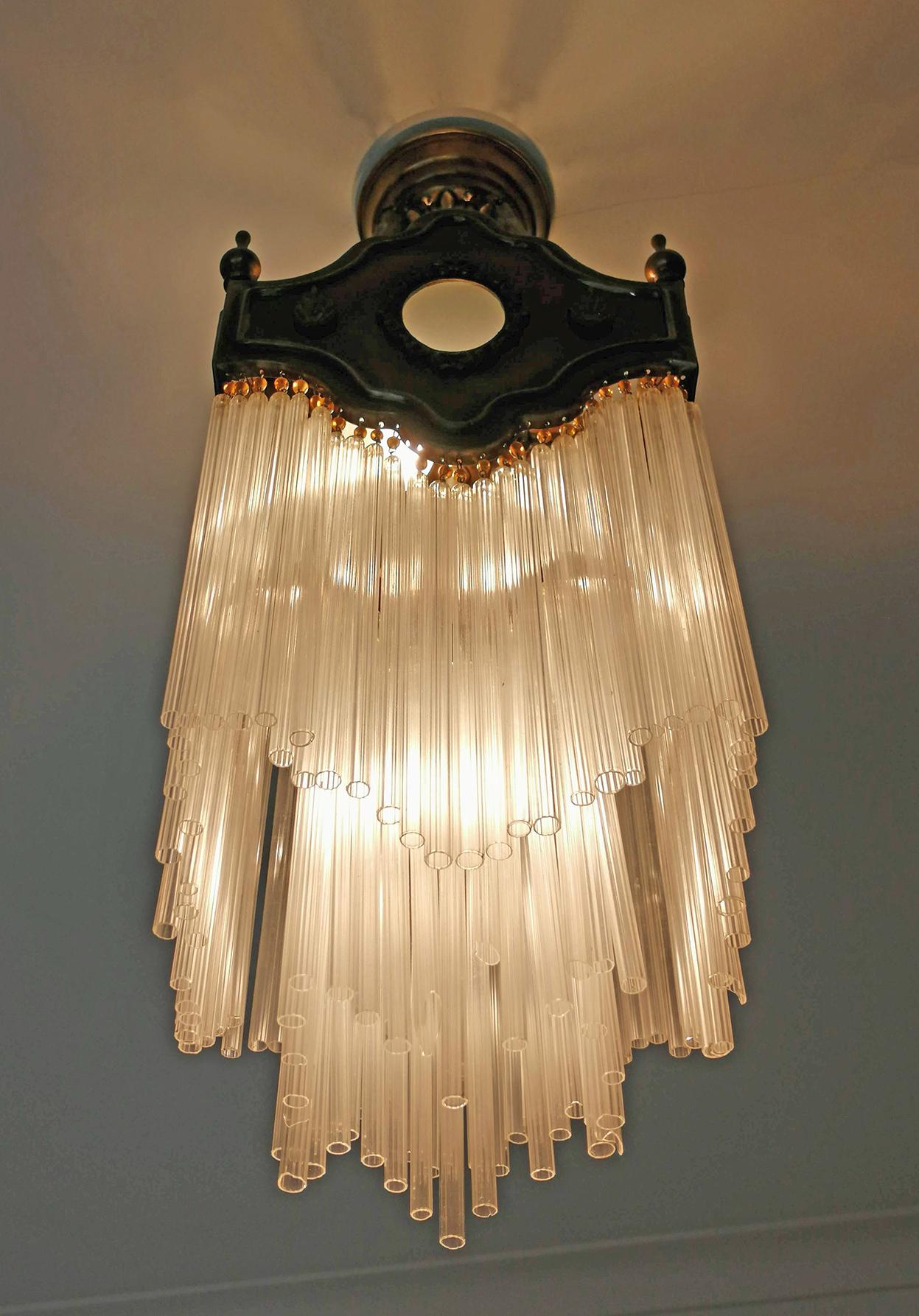 French Art Nouveau Art Deco Gilded Amber Beaded Glass Fringe Chandelier, Lantern In Good Condition For Sale In Coimbra, PT