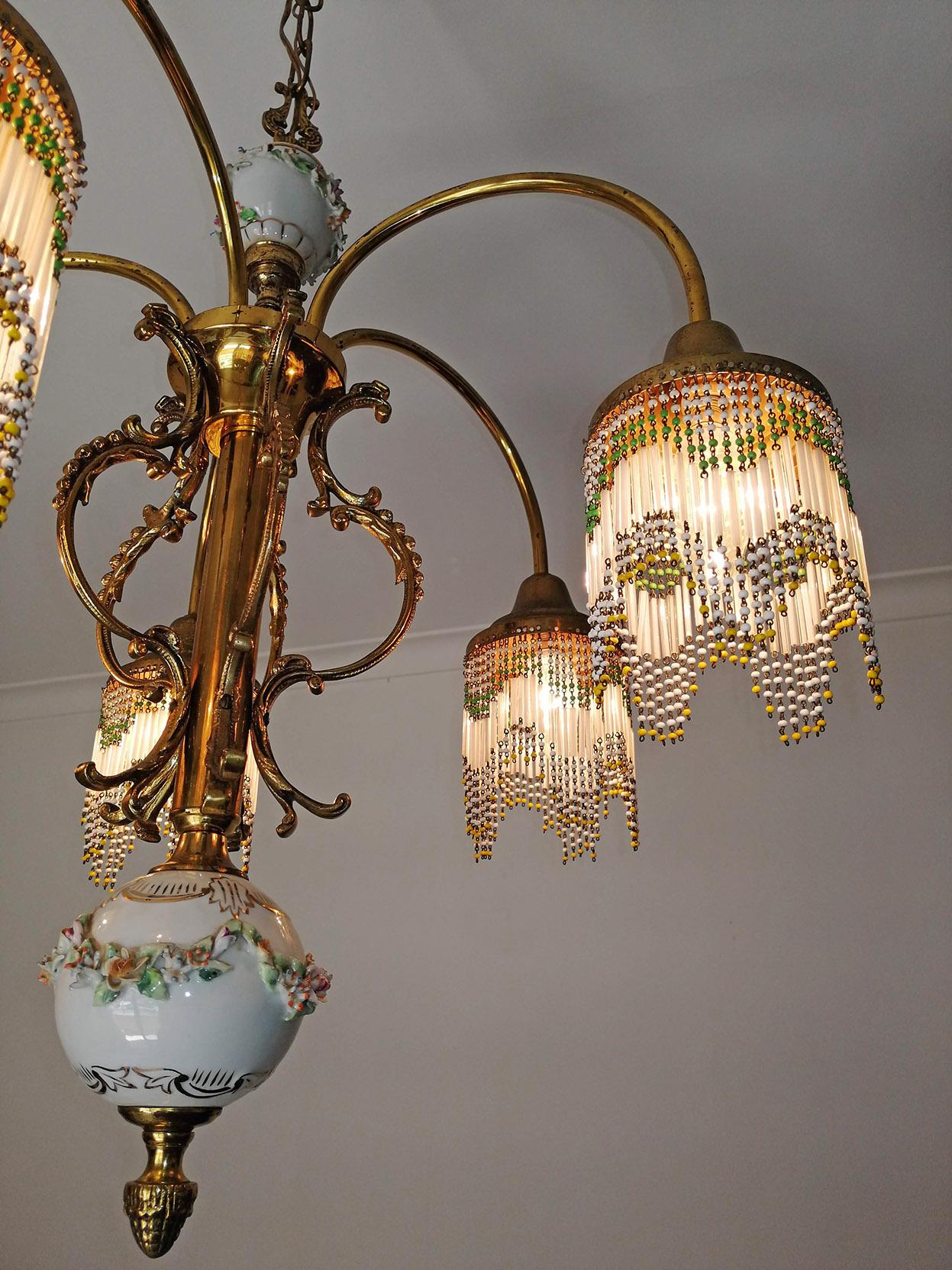 Französischer Jugendstil Art Deco Vergoldetes Messing Bronze Porzellan Perlenfransen Kronleuchter 9