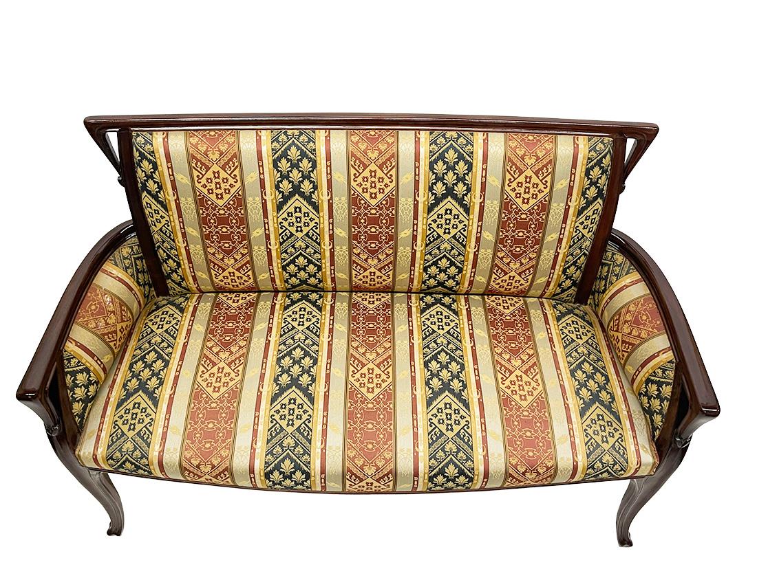 French Art Nouveau bench, sofa by Louis Majorelle, 1900-1910 In Good Condition For Sale In Delft, NL