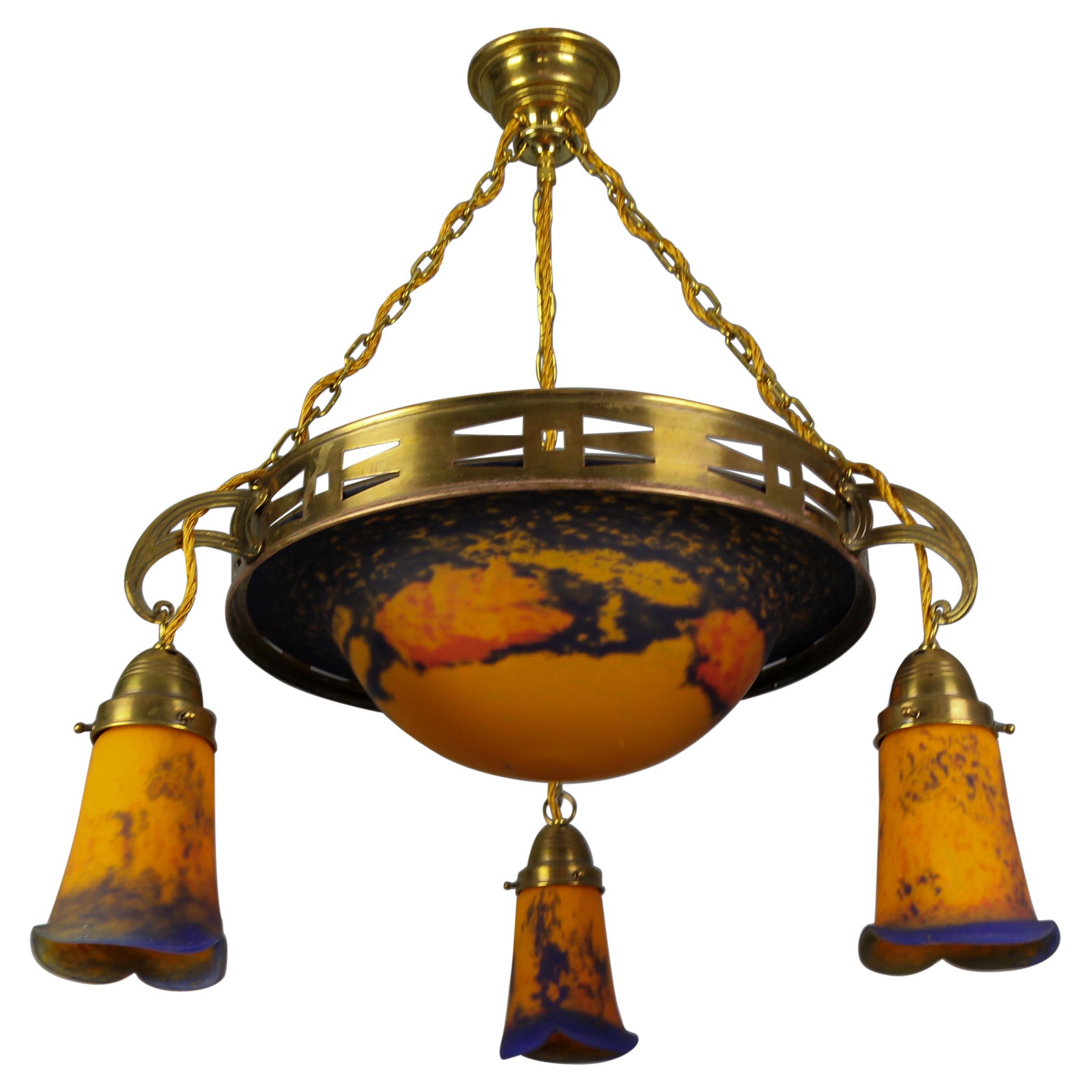 Lustre Art Nouveau en laiton et verre en pâte de verre par Noverdy, années 1920 en vente