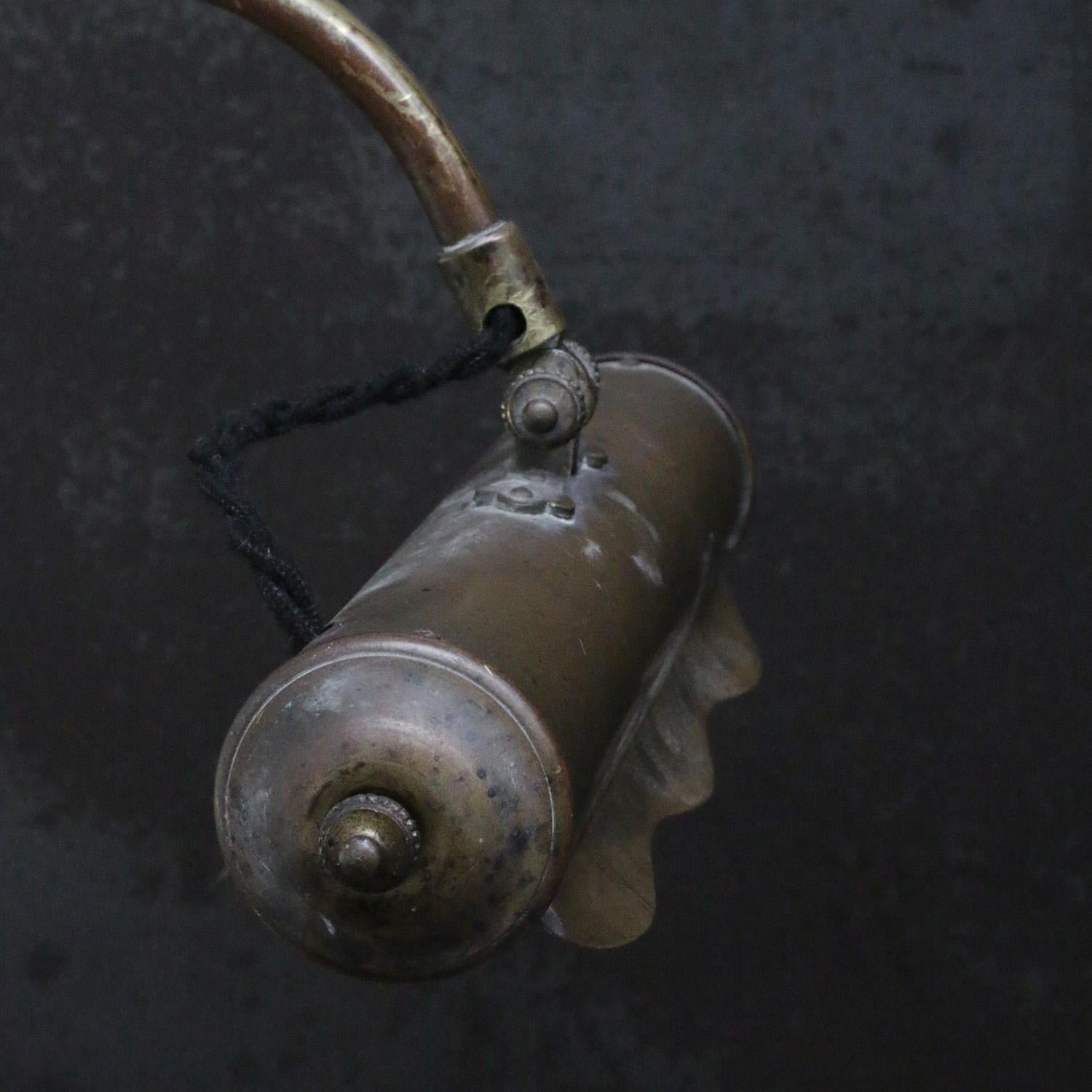 French Art Nouveau Brass Table Desk Light Piano Lamp In Good Condition In Amsterdam, NL