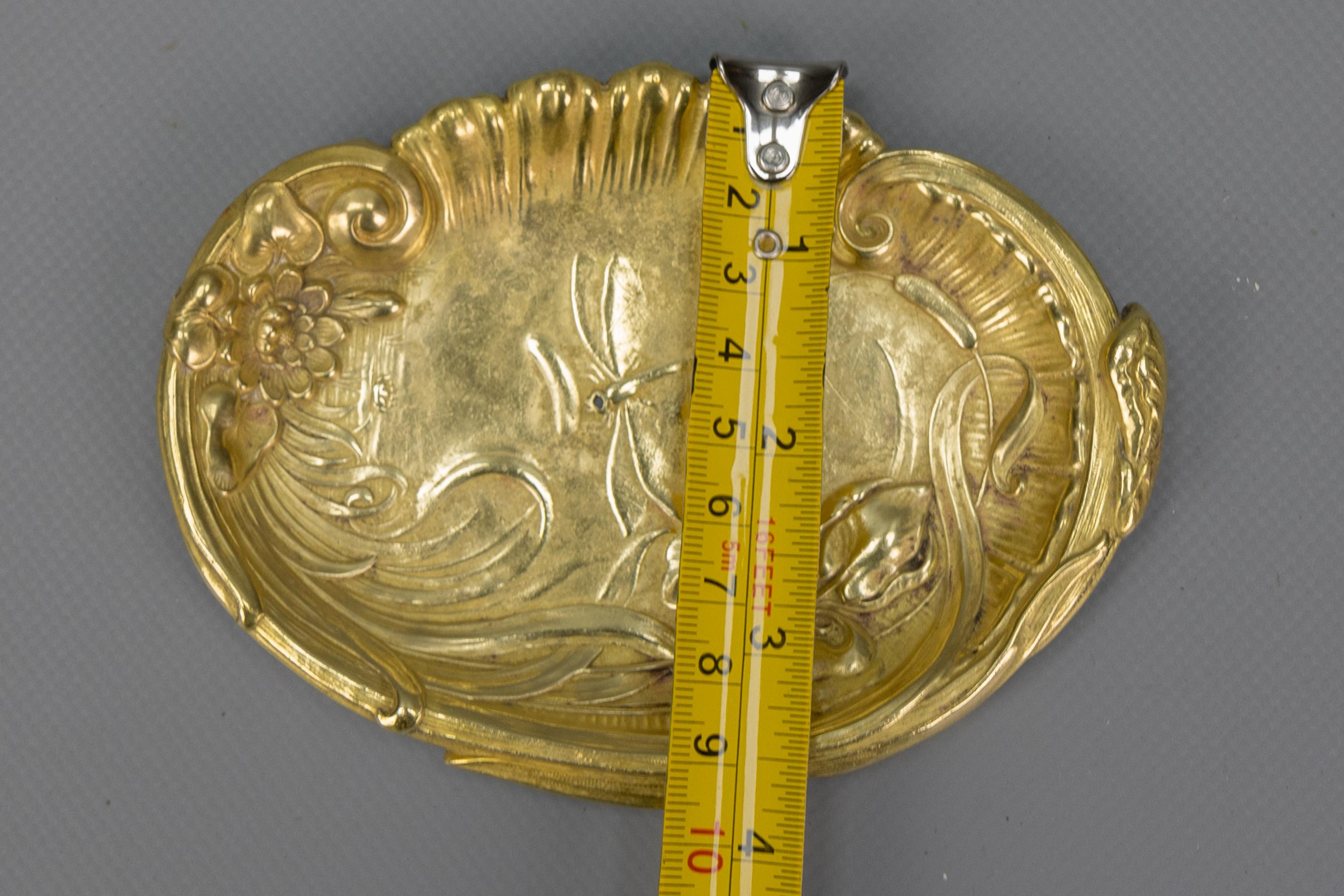 French Art Nouveau Brass Vide - Poche or Pin Tray with Dragonfly and Flowers For Sale 16