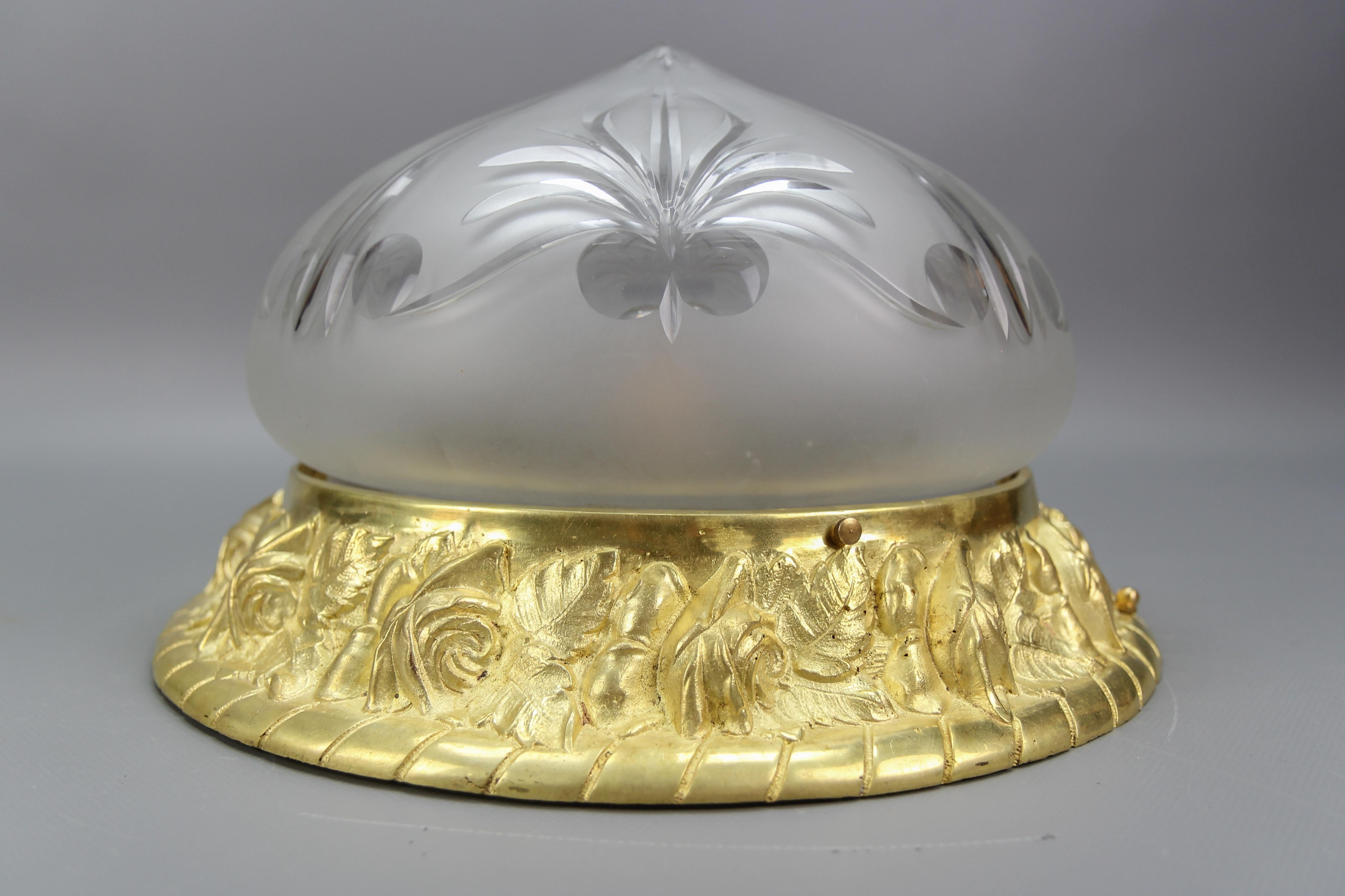 French Art Nouveau Bronze and Cut Glass Flush Mount, circa 1920 For Sale 2
