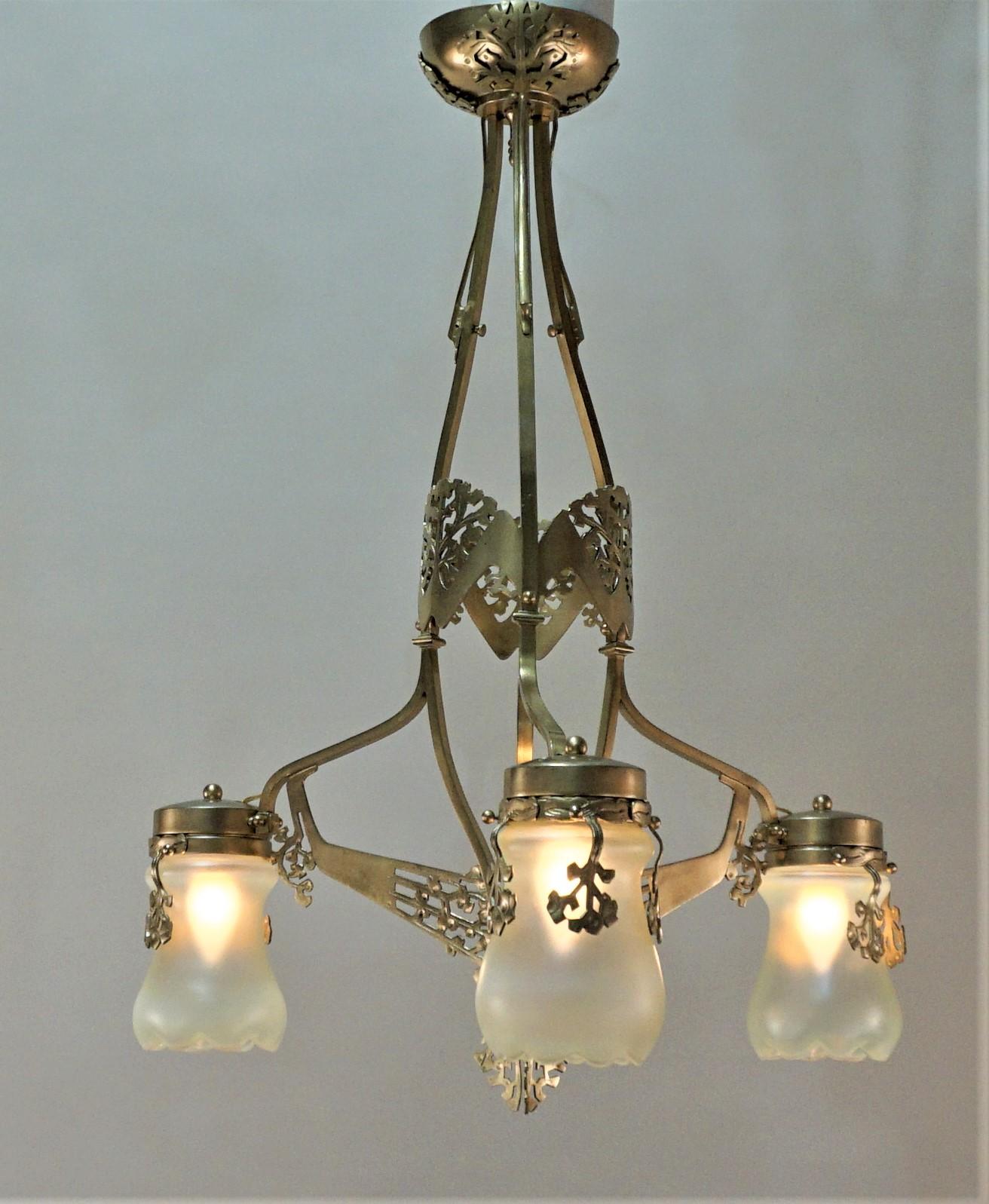 French Art Nouveau Bronze and Opaline Glass Chandelier 3