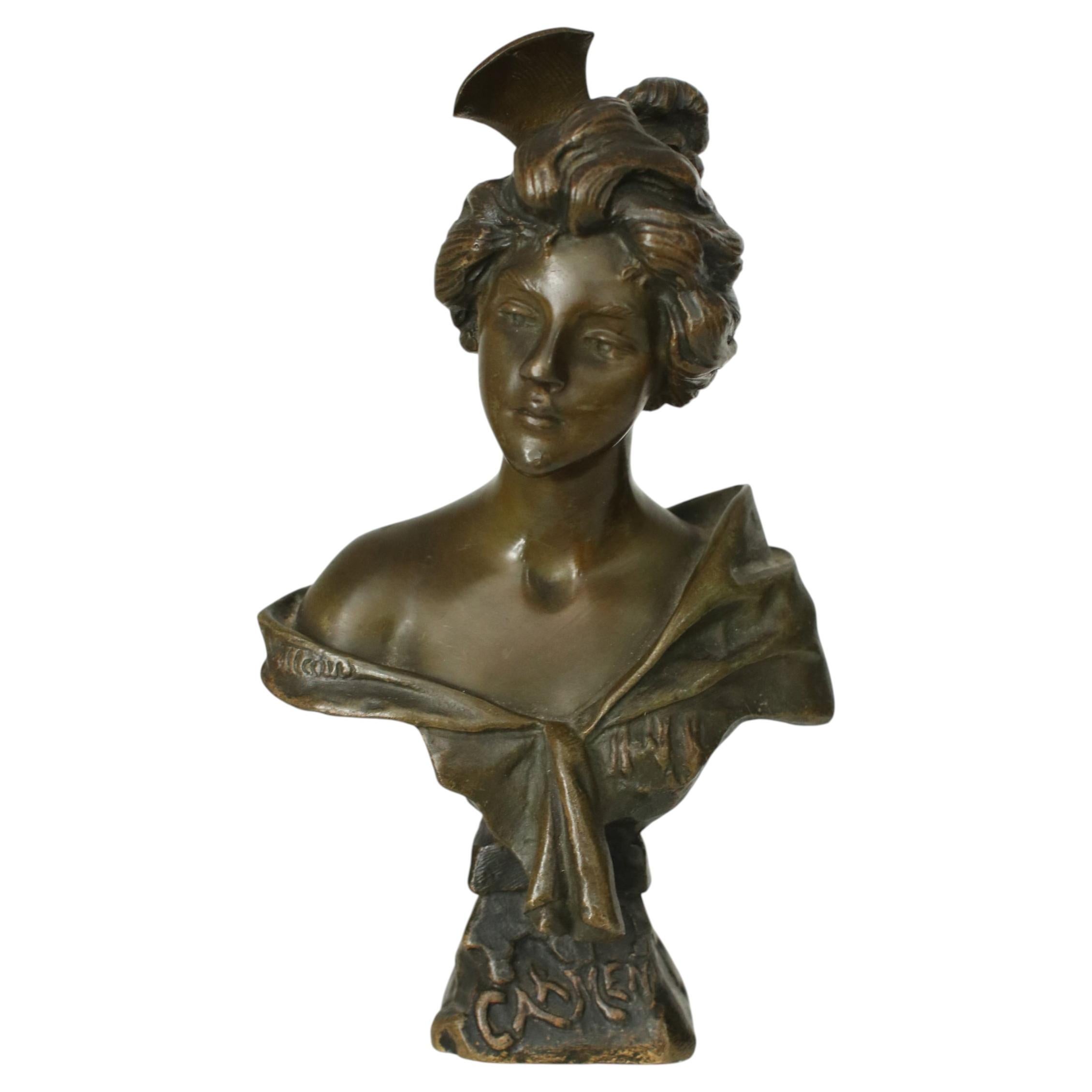 Busto de «Carmen» en bronce, de estilo Art Nouveau francés, obra de Emmanuel Villanis, 1900 en venta