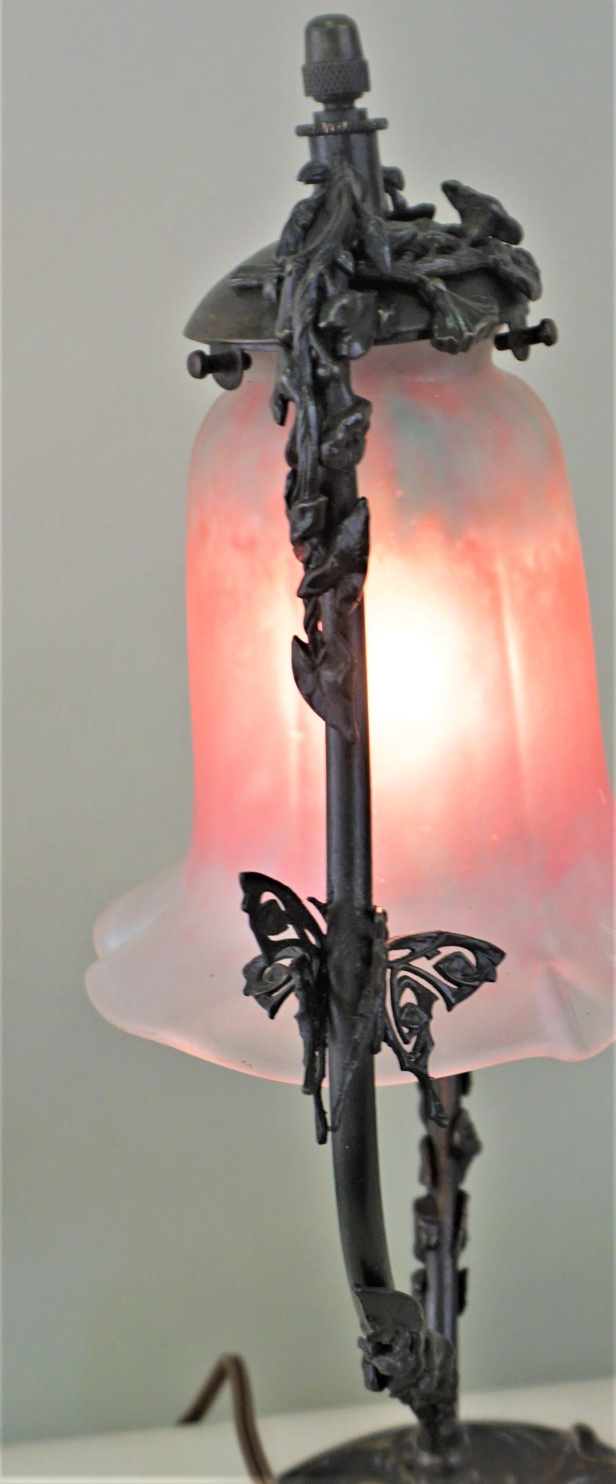 French Art Nouveau Bronze and Daum Glass Table lamp 3
