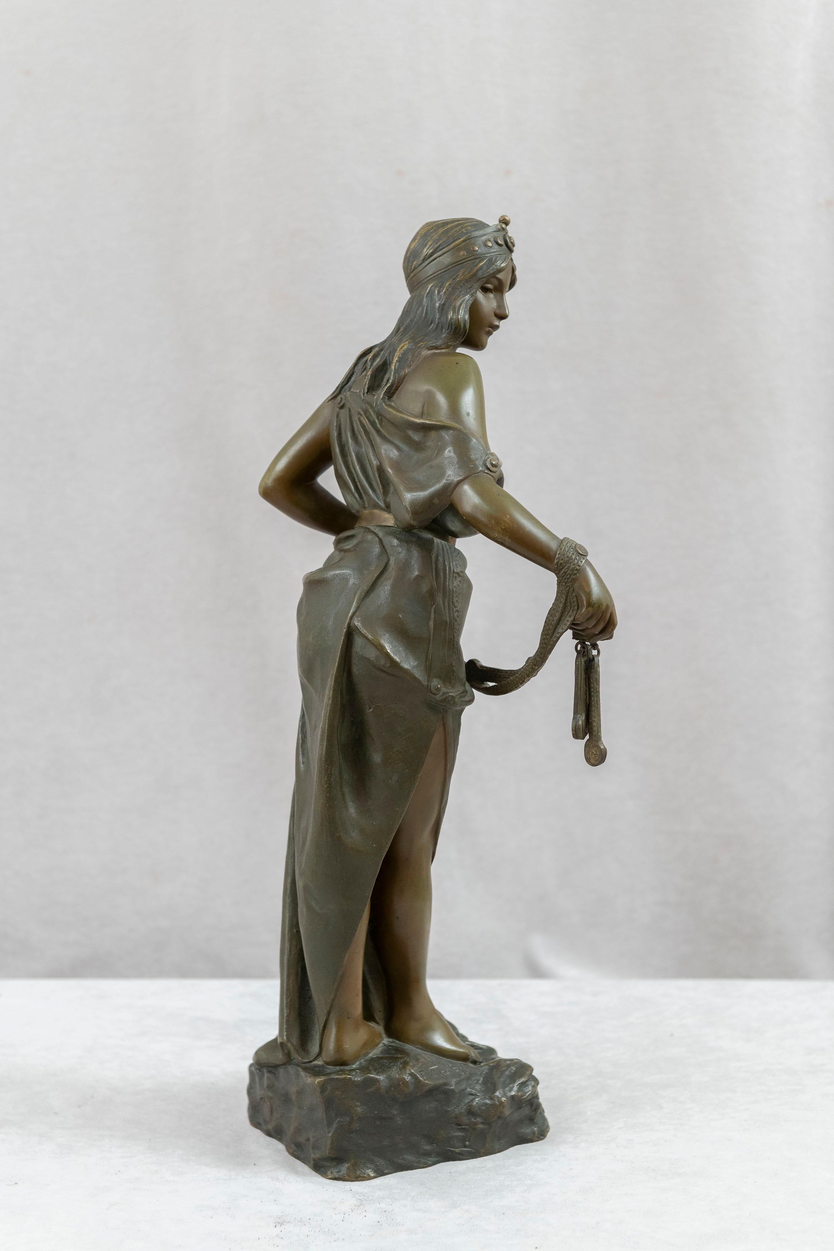 French Art Nouveau Bronze Figure of a Beautiful Young Girl by Emmanuel Villanis For Sale 3