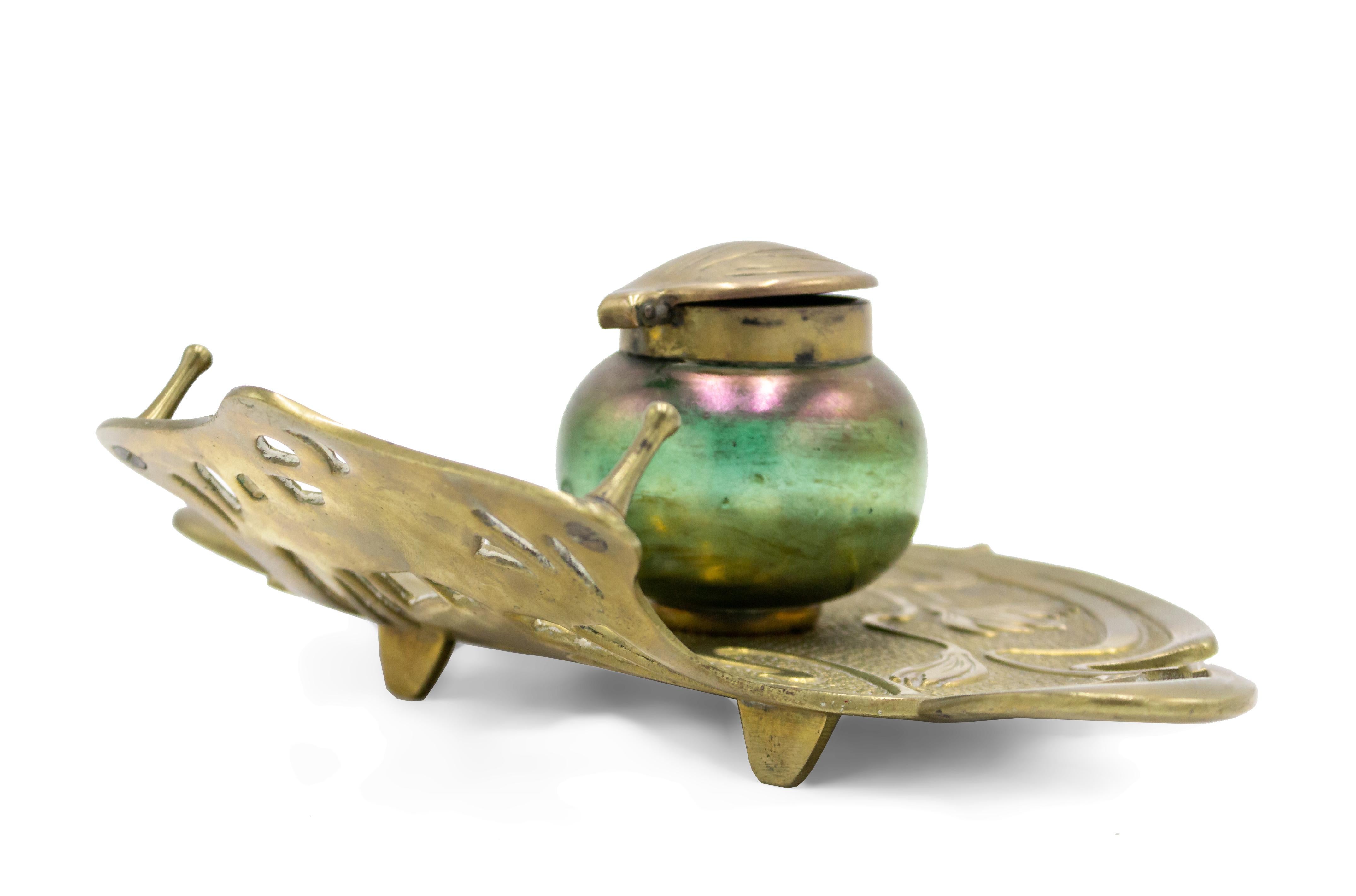 French Art Nouveau Bronze Floral Inkwell For Sale 3