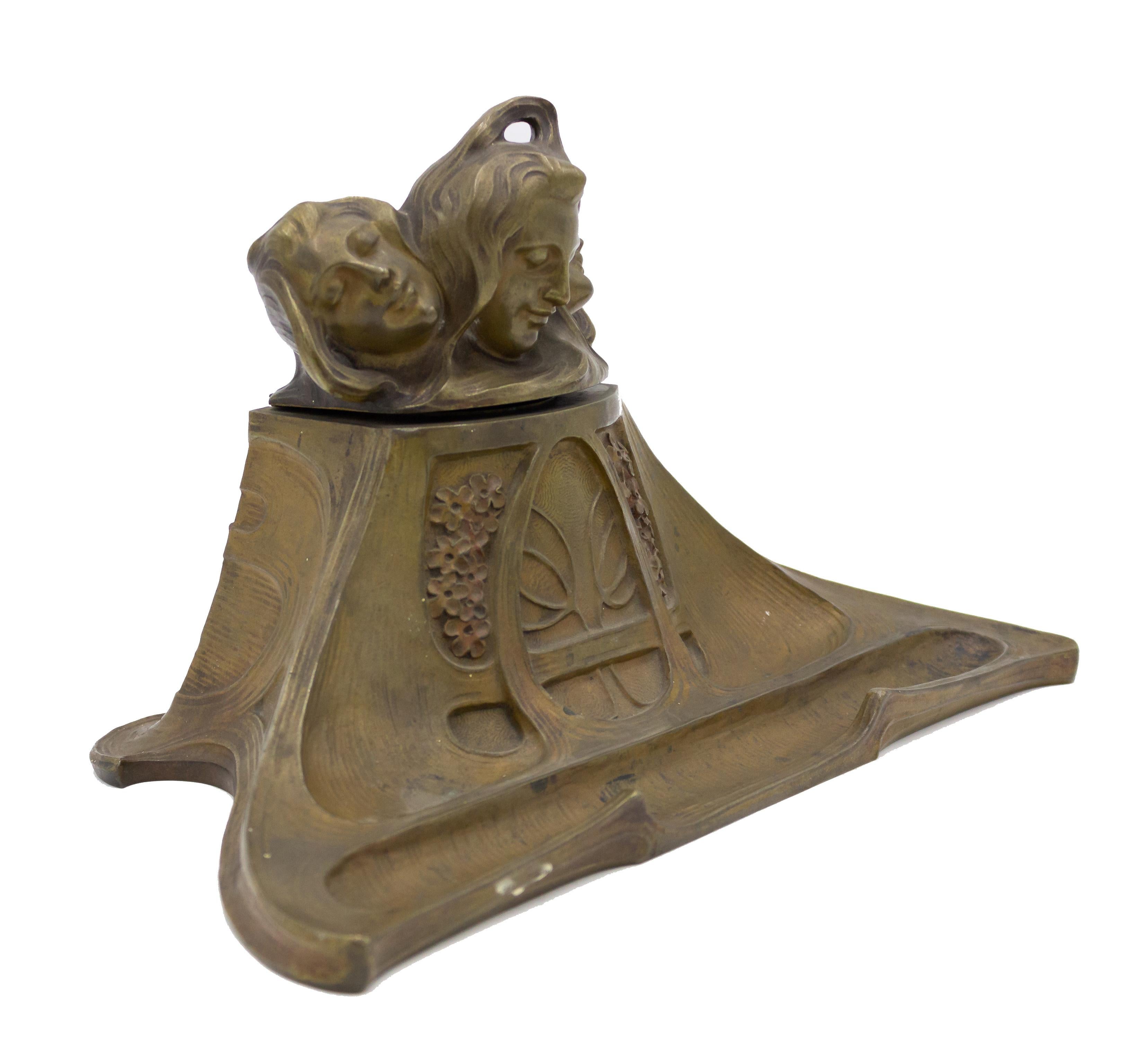 french inkwell