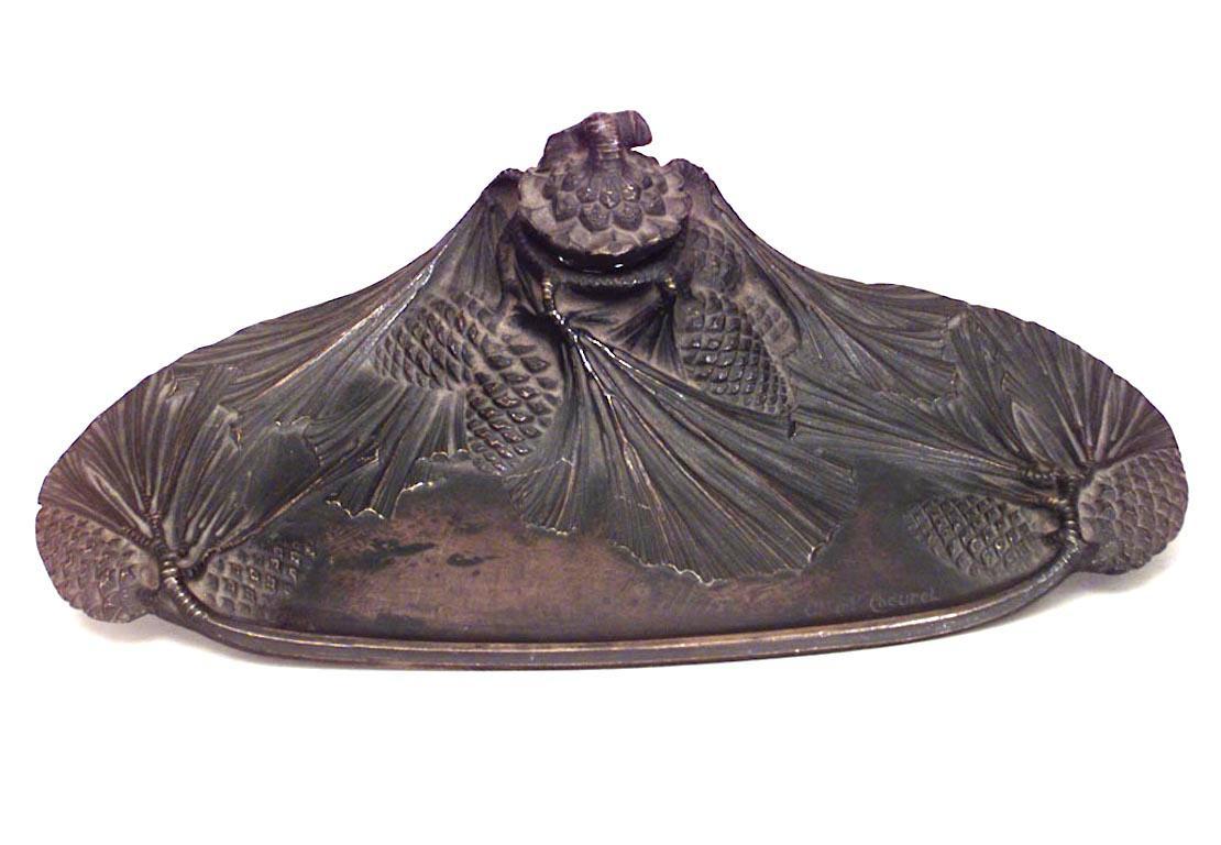 French Art Nouveau Bronze Inkwell In Good Condition For Sale In Queens, NY