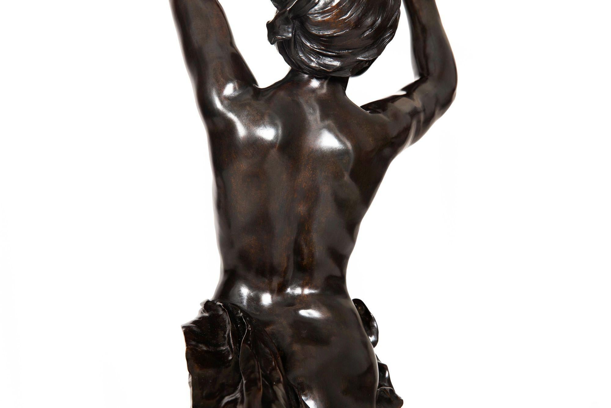 Escultura francesa Art Nouveau de bronce 