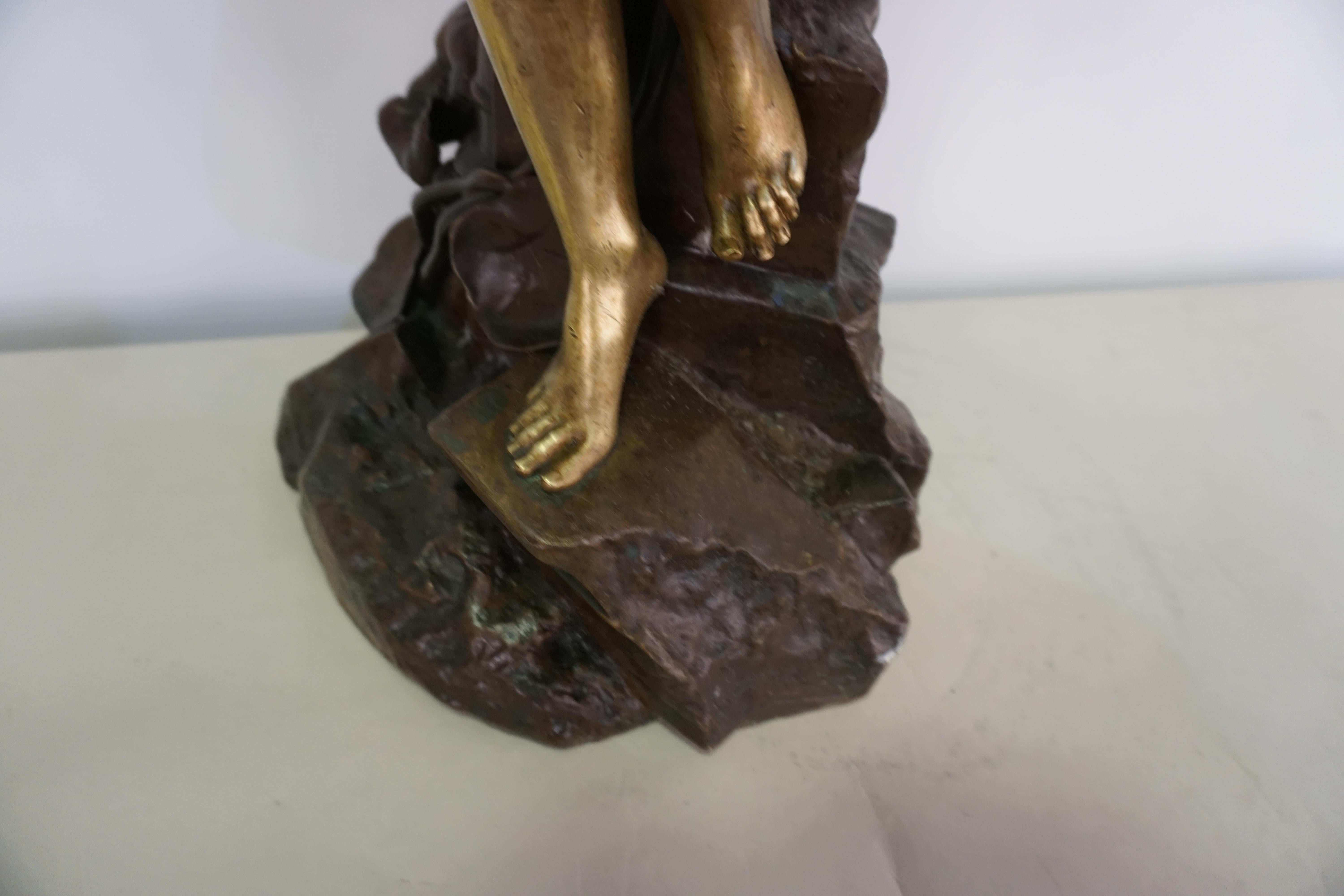 French Art Nouveau Bronze Sculpture of Nude Woman For Sale 2