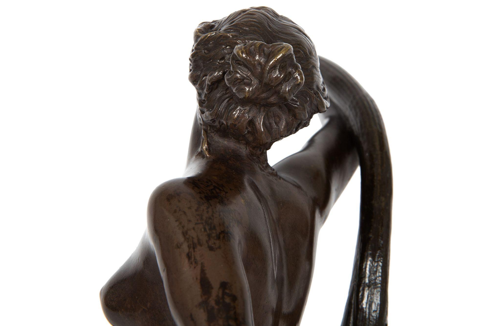 French Art Nouveau Bronze Sculpture of Women in Flowers Table Lamp For Sale 14