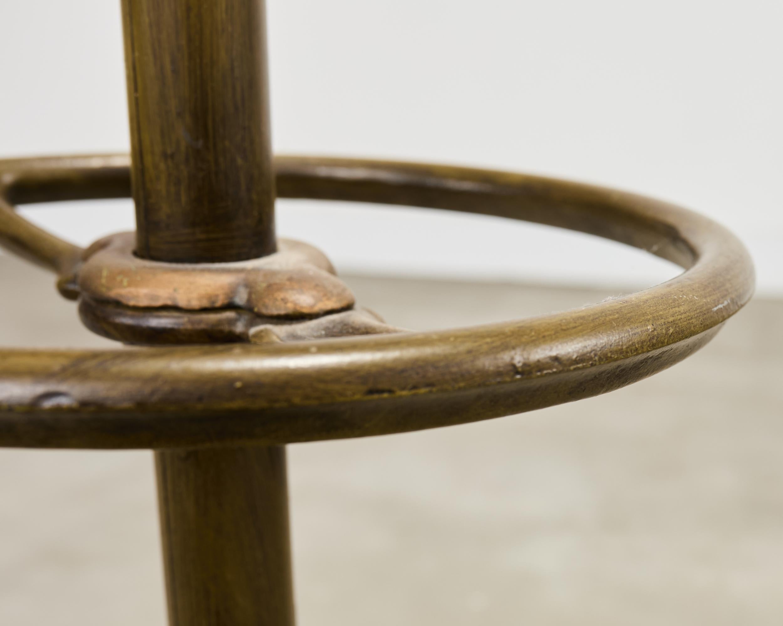 Porte-manteau en fer bronzé Art Nouveau Français Porte-parapluie en vente 5