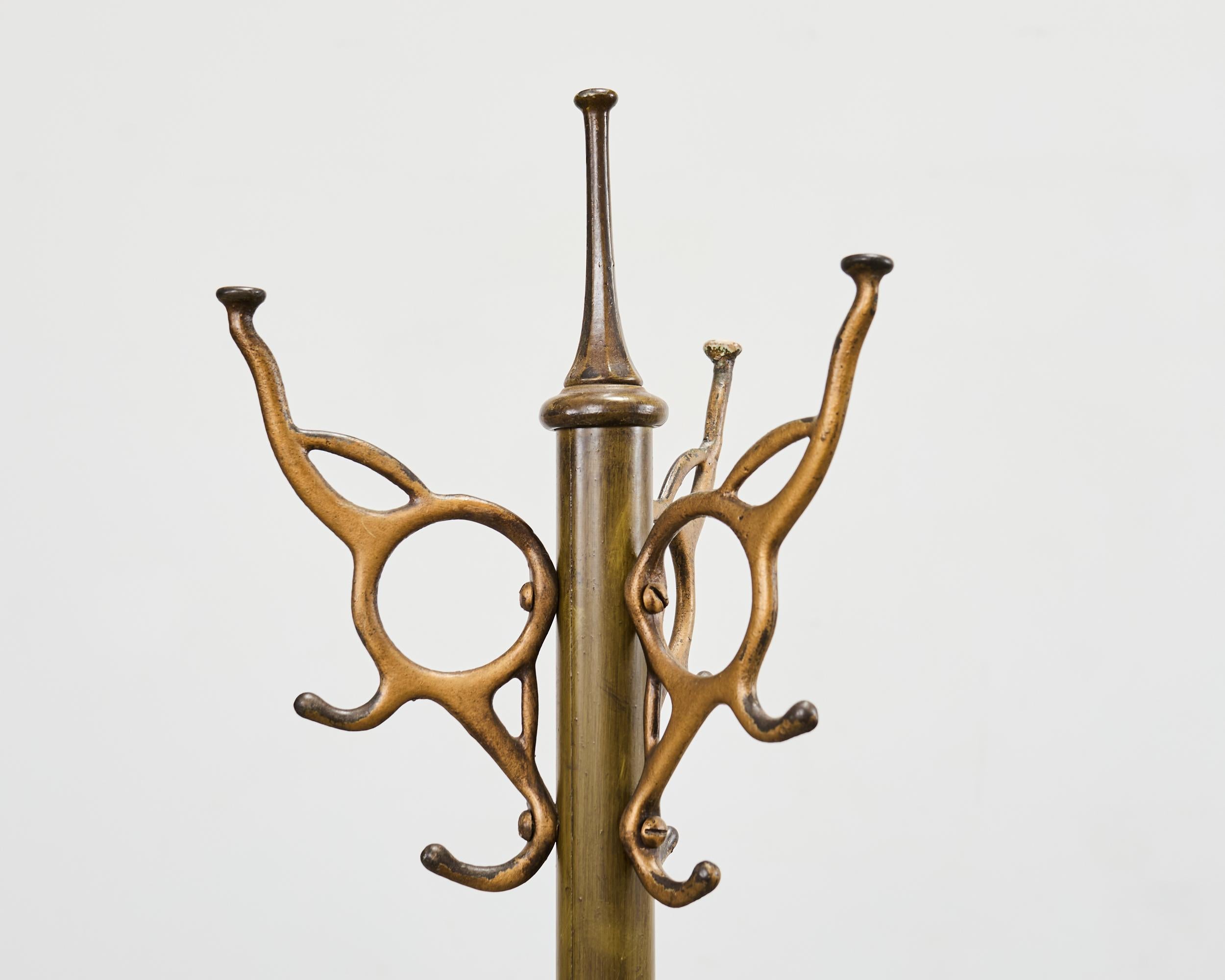Effet bronze Porte-manteau en fer bronzé Art Nouveau Français Porte-parapluie en vente