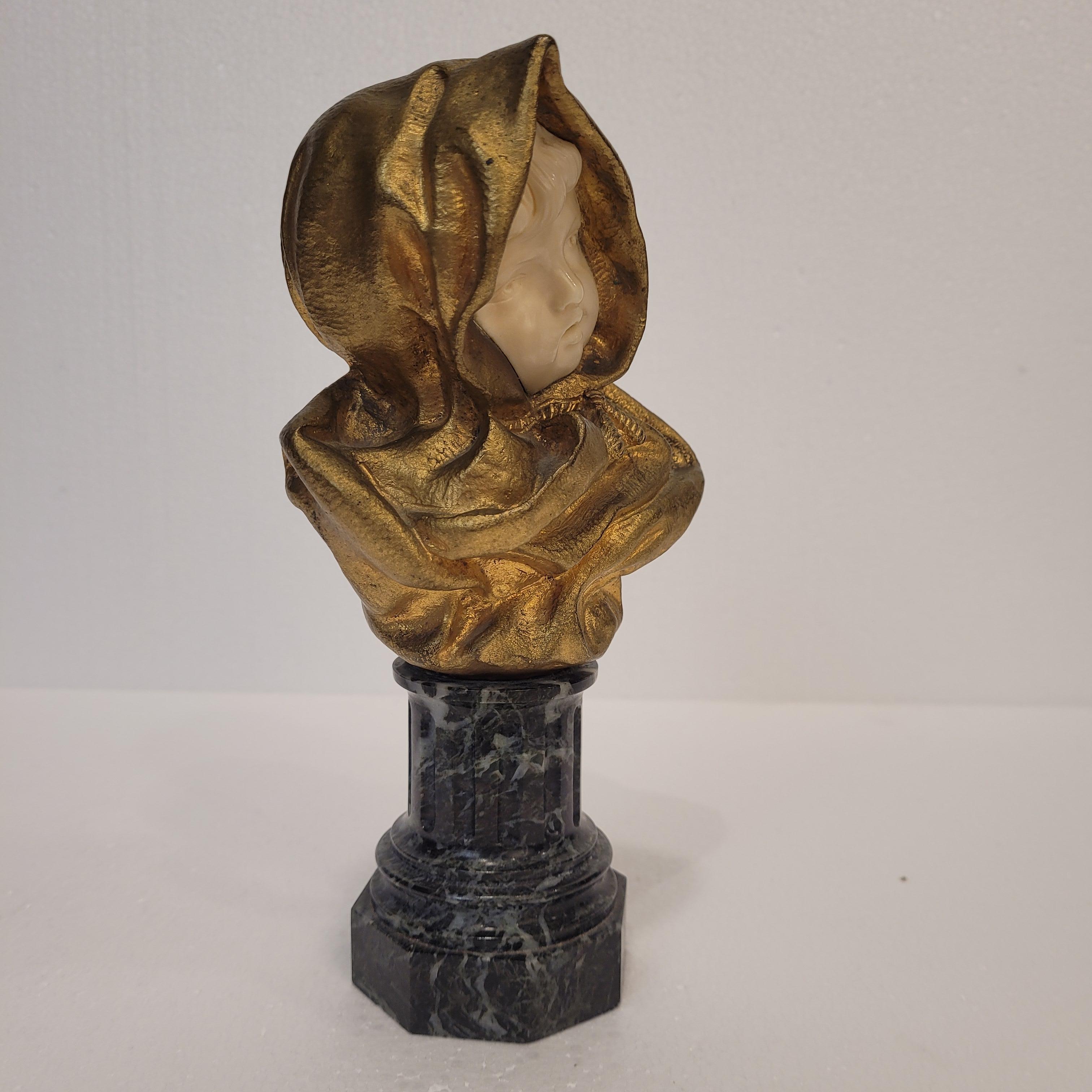Buste d'enfant en marbre chrysoelephantine Art nouveau français, d'après G. de Thouin en vente 11