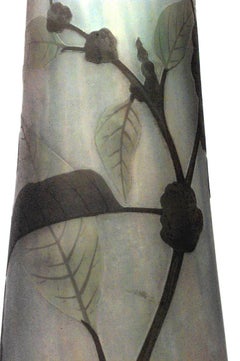 French Art Nouveau Cameo Vase, Signed Daum Nancy