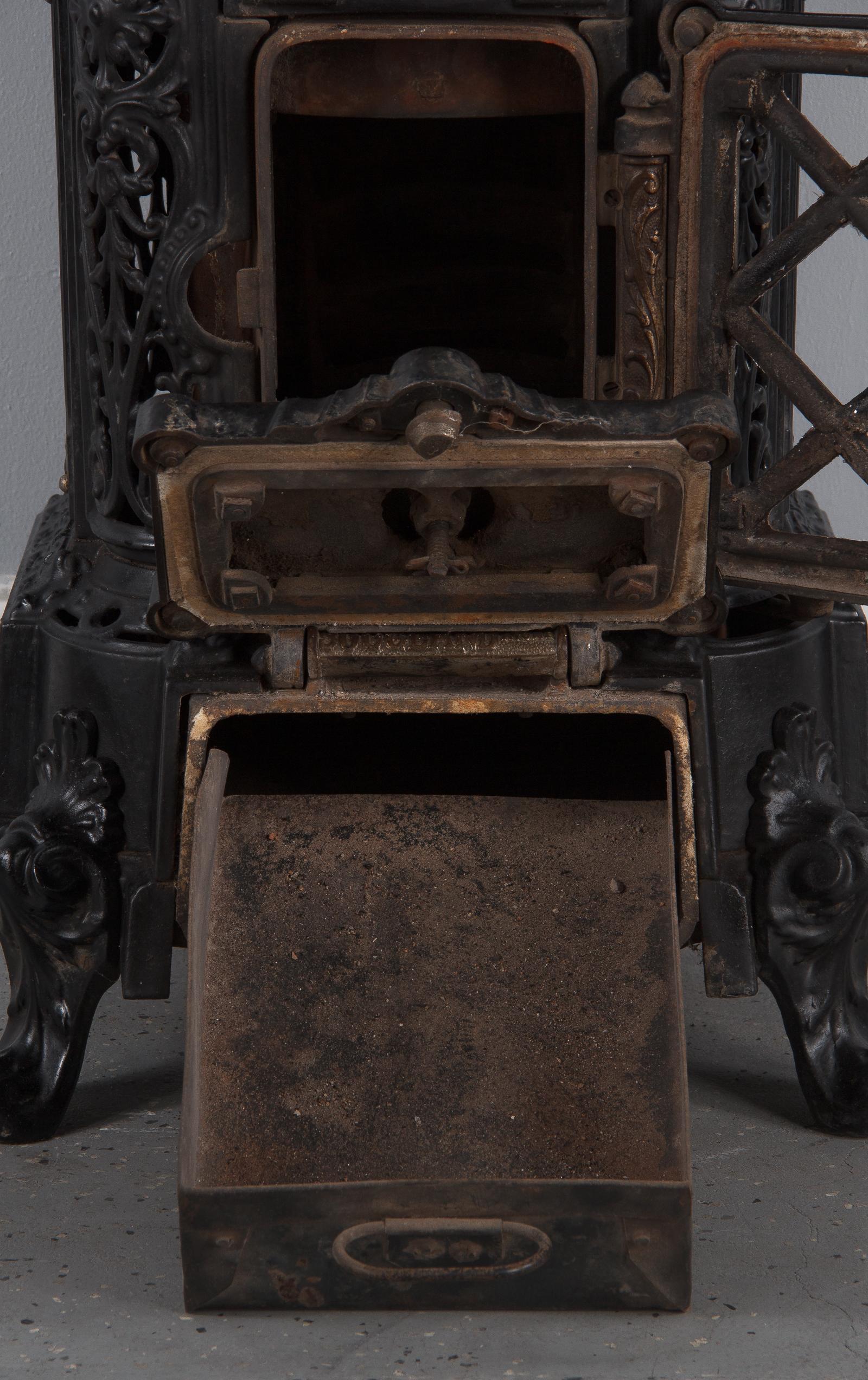 French Art Nouveau Cast Iron Coal Heater by Sougland, 1900's 7