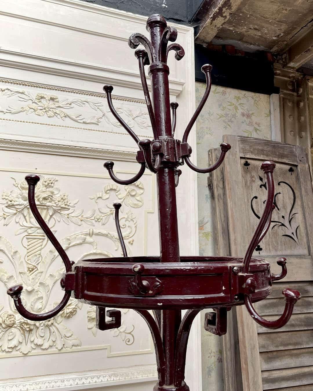 Early 20th Century French Art Nouveau Cast Iron Coat Rack For Sale