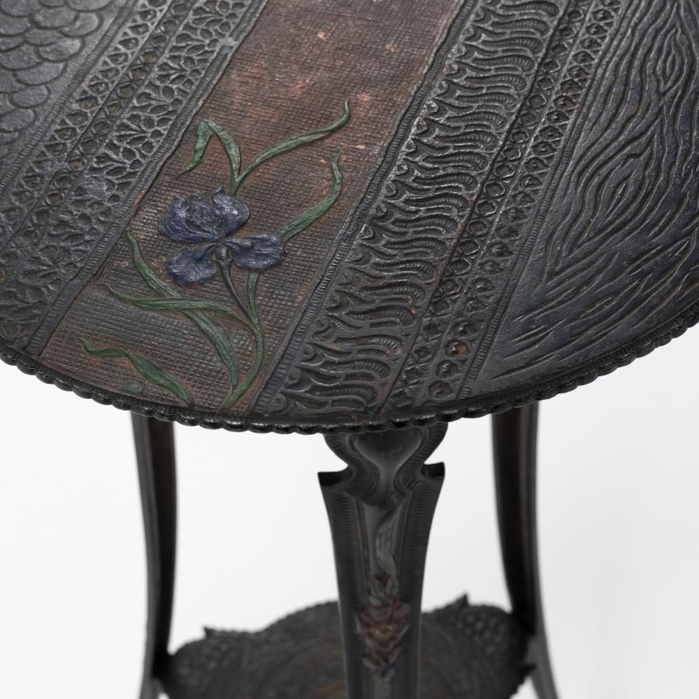 French Art Nouveau Cast Iron gueridon with Floral Decoration ca. 1900, stamped For Sale 1