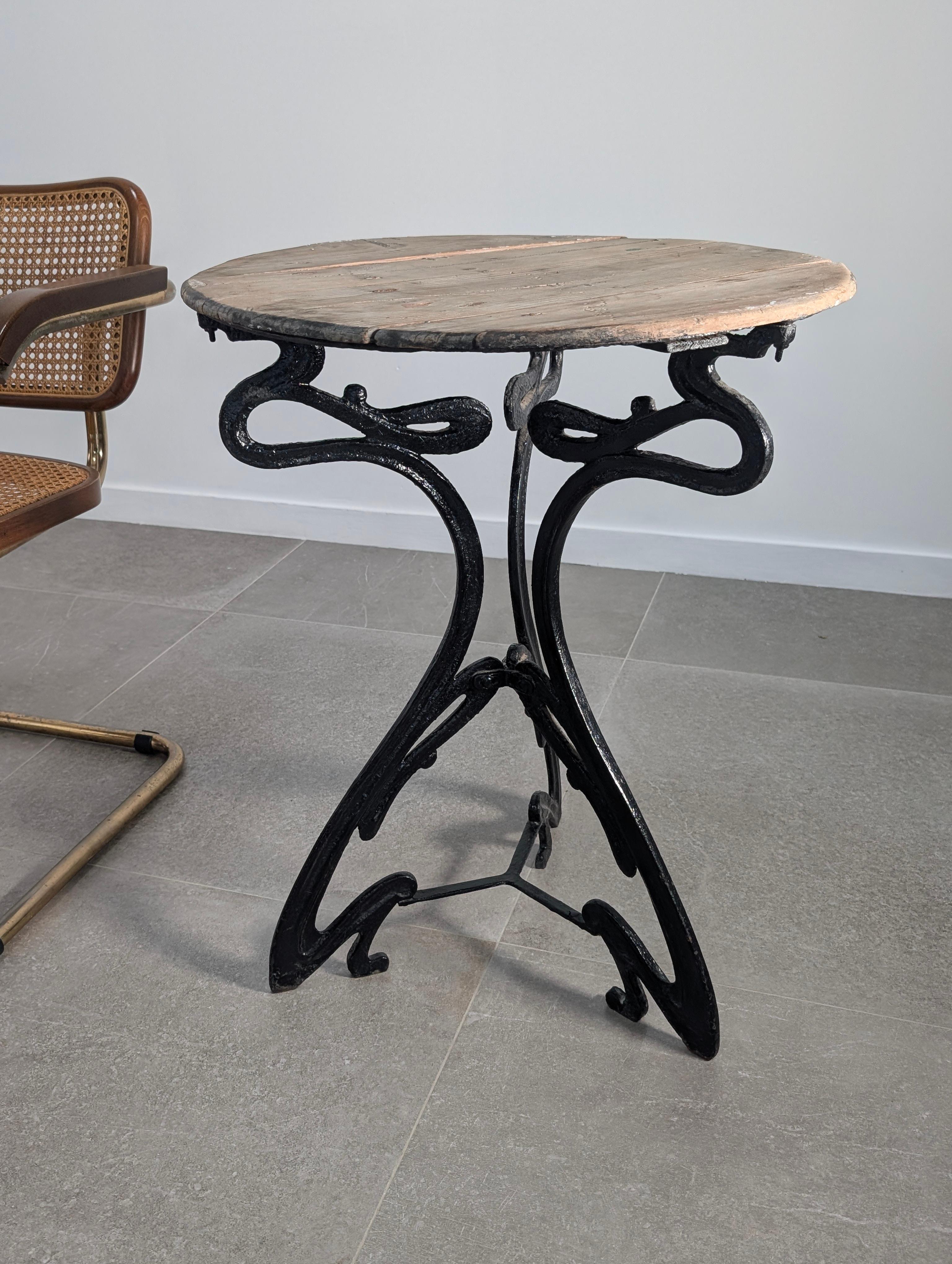 French Art Nouveau Cast Iron Table and White Marble 1900s For Sale 3