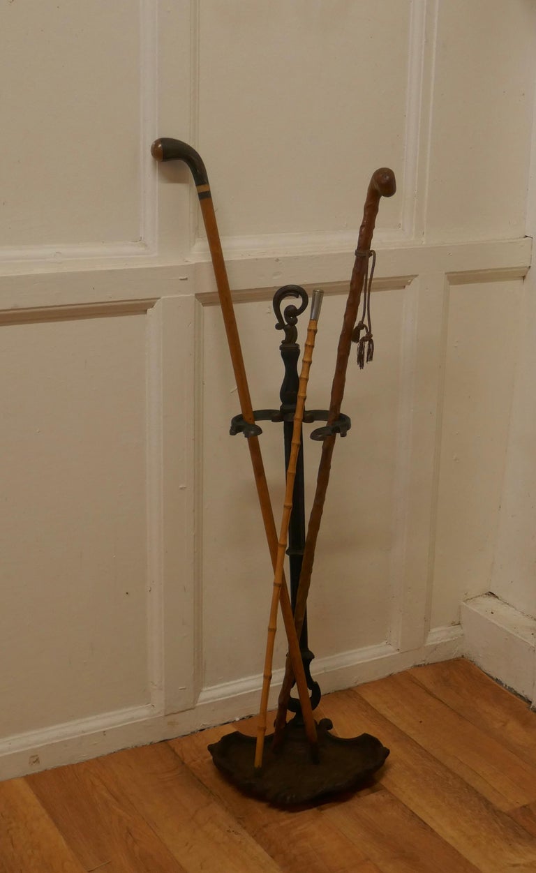 Stand d'Umbrella en fonte Art Nouveau sur