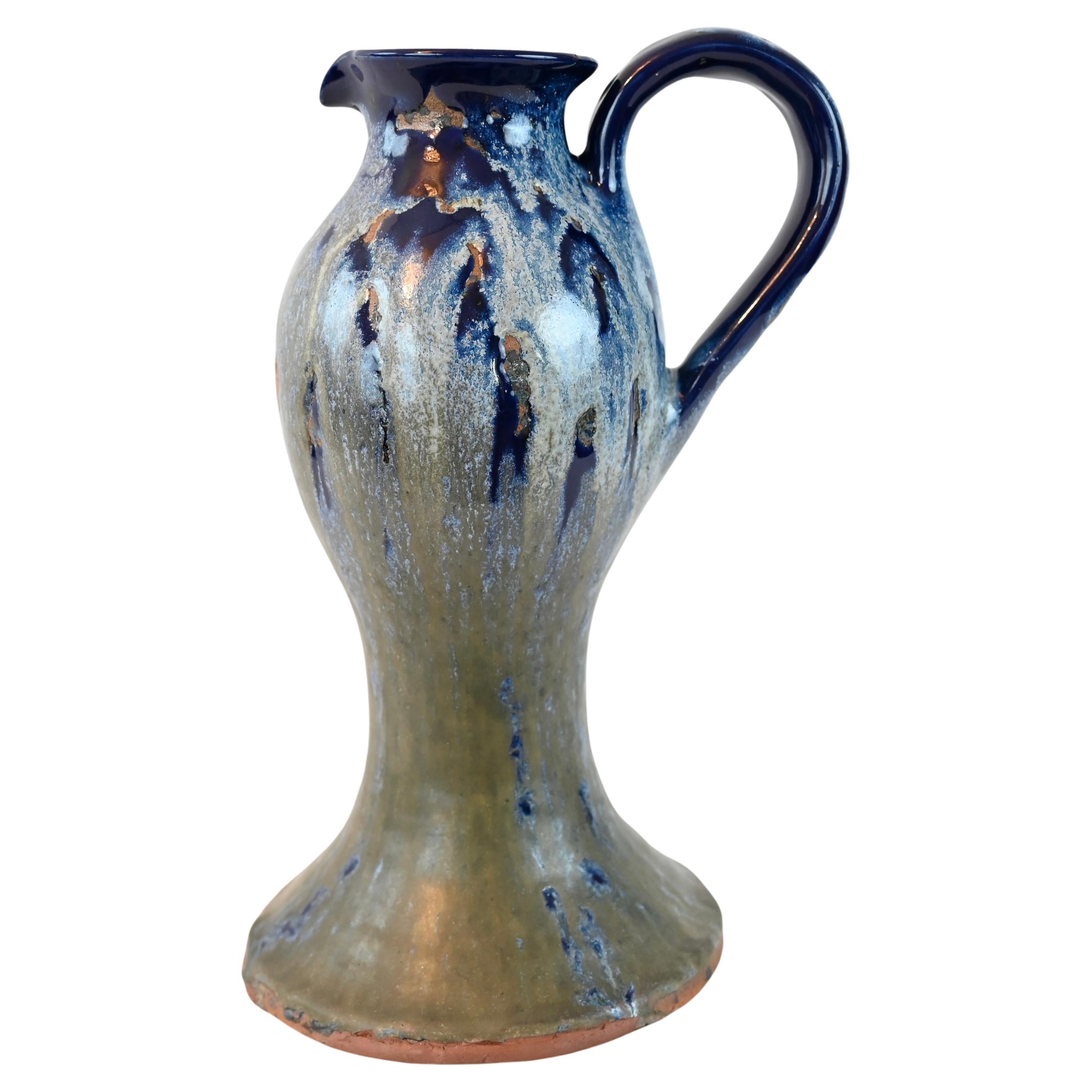 Vase en céramique Art nouveau français en forme de pichet attribué à Charles Gerber