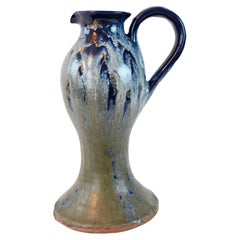Vase en céramique Art nouveau français en forme de pichet attribué à Charles Gerber