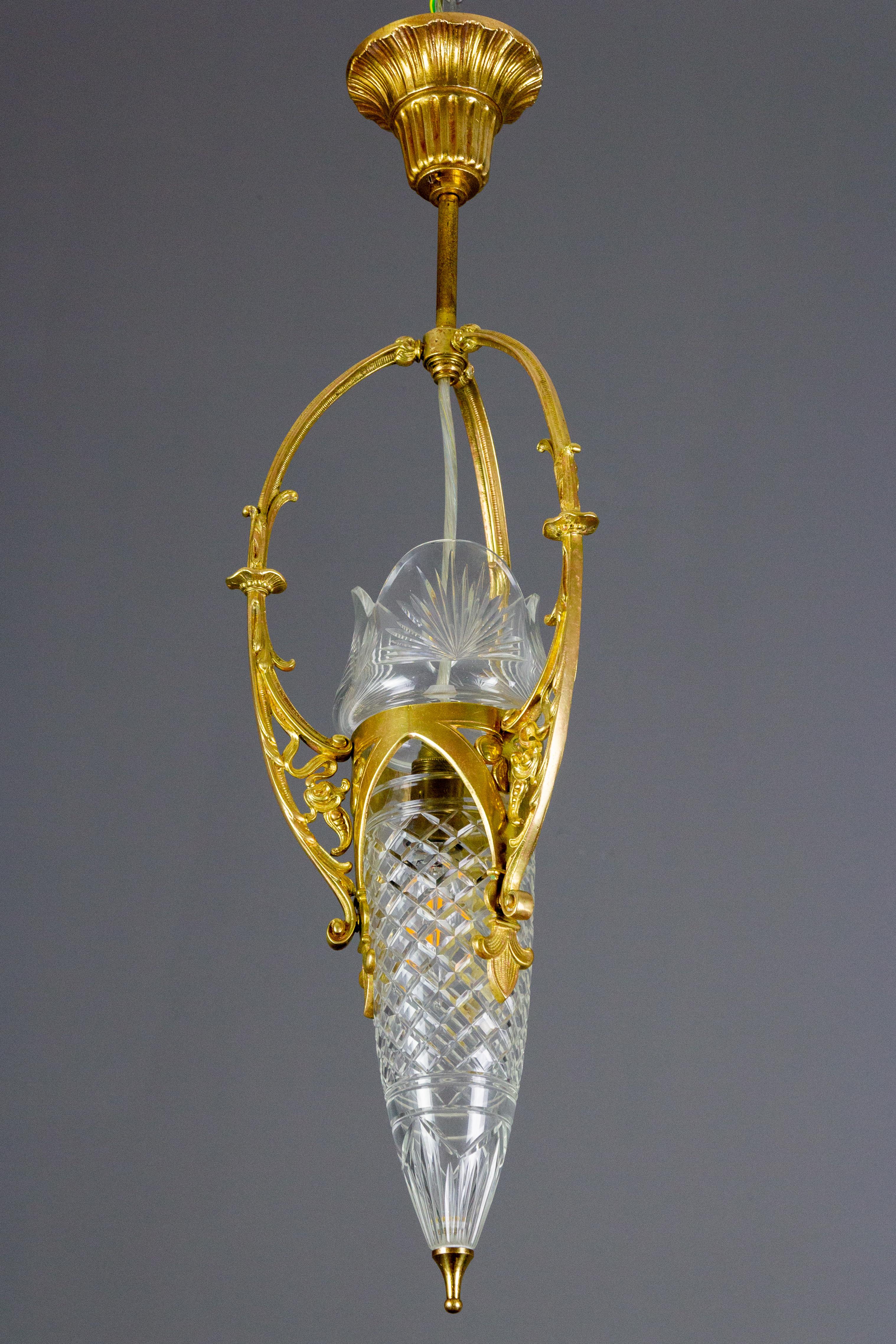French Art Nouveau Cut Crystal Glass and Brass Pendant Light, Early 20th Century 8