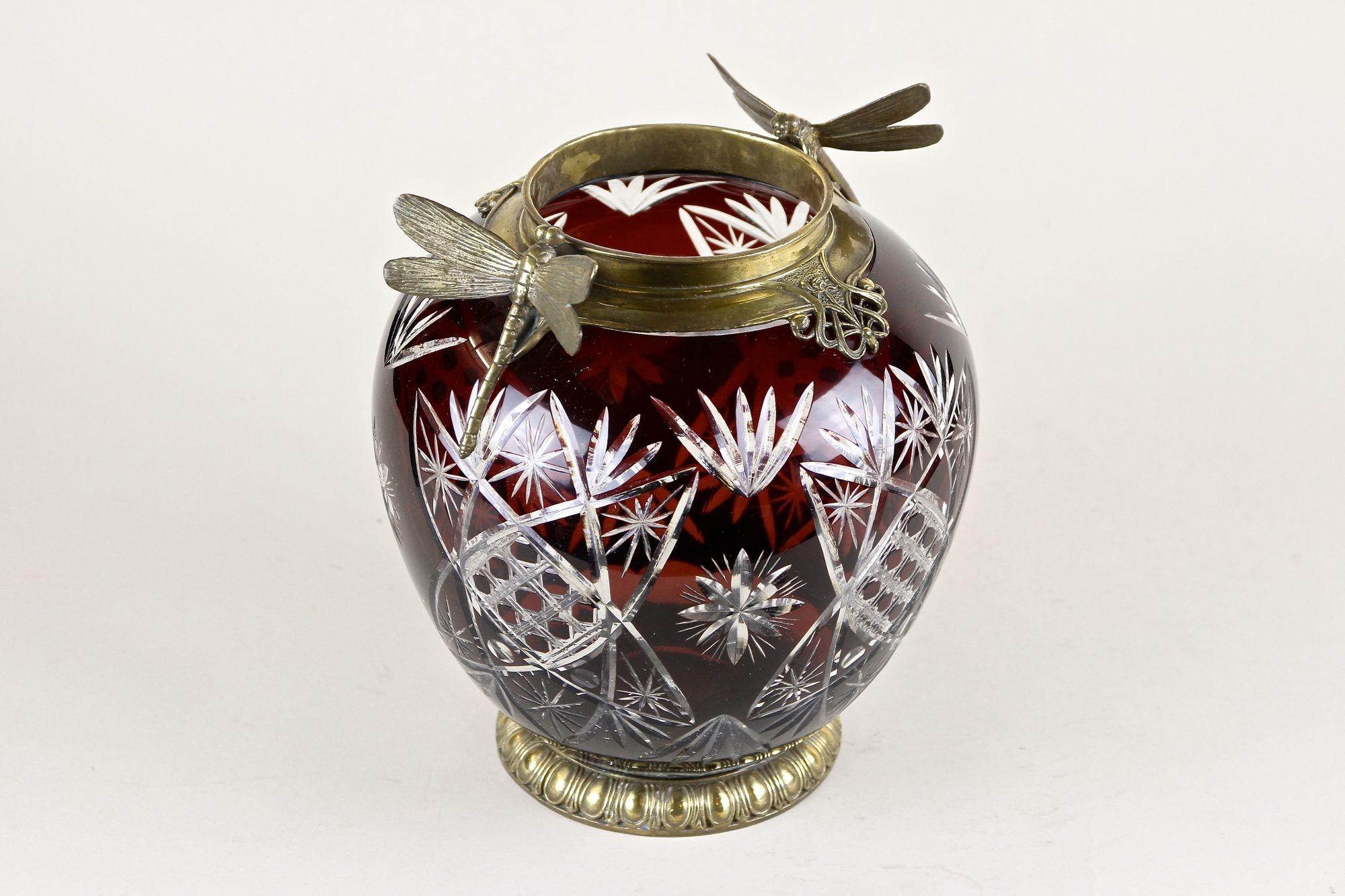 Pair Of Art Nouveau Cut Glass Vases With Bronze Dragonflies, France ca. 1900 13