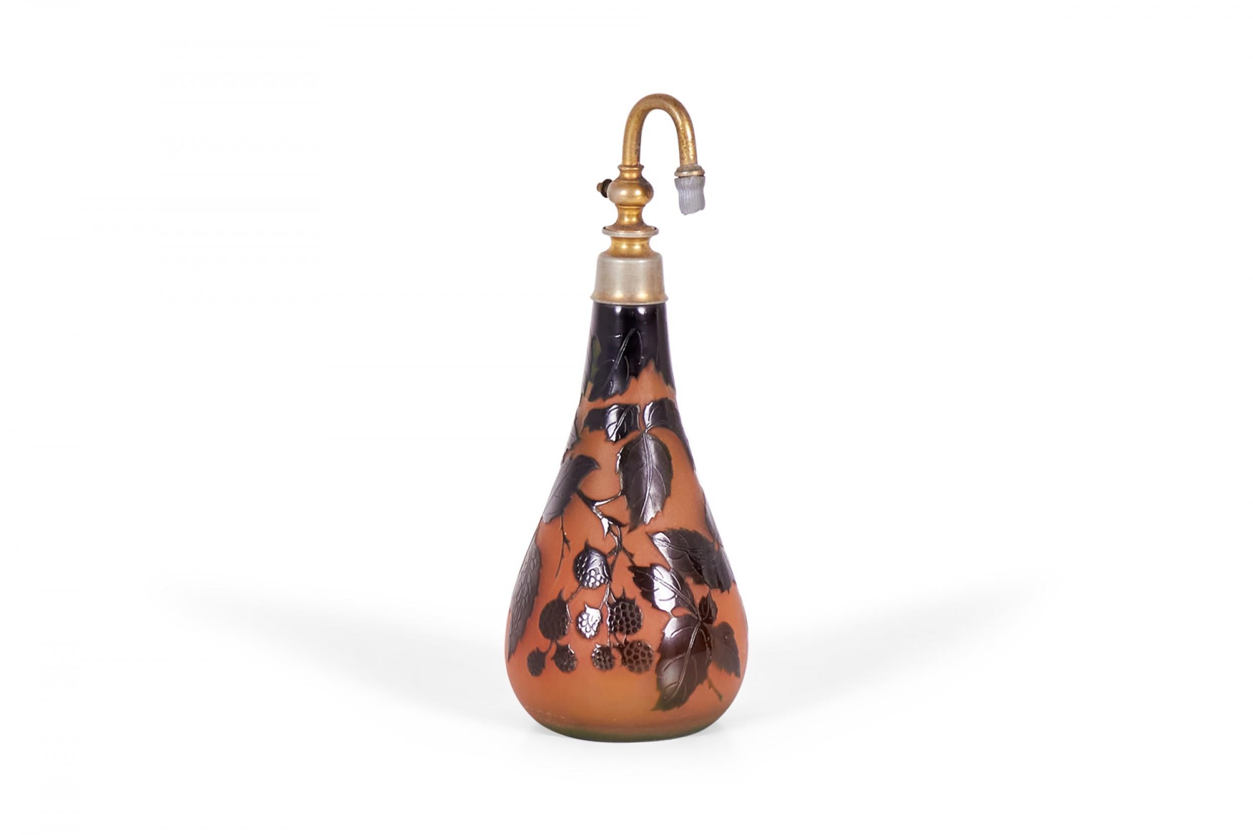 Französischer Jugendstil D'Arguental Parfümflasche (Glas) im Angebot