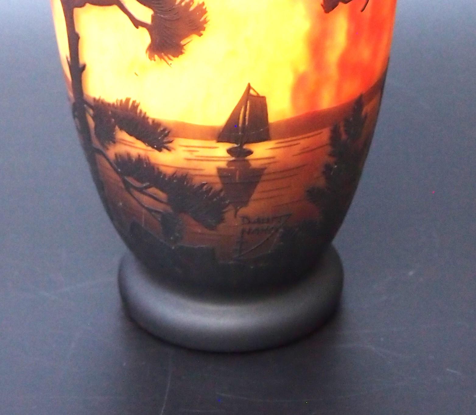 Vase français Art Nouveau Daum Cameo Glass Tropical Seascape 1900 2