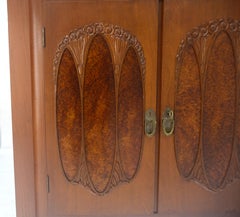 Armario alto francés Art Nouveau Decó de nogal y madera de nudo de 78" MINT