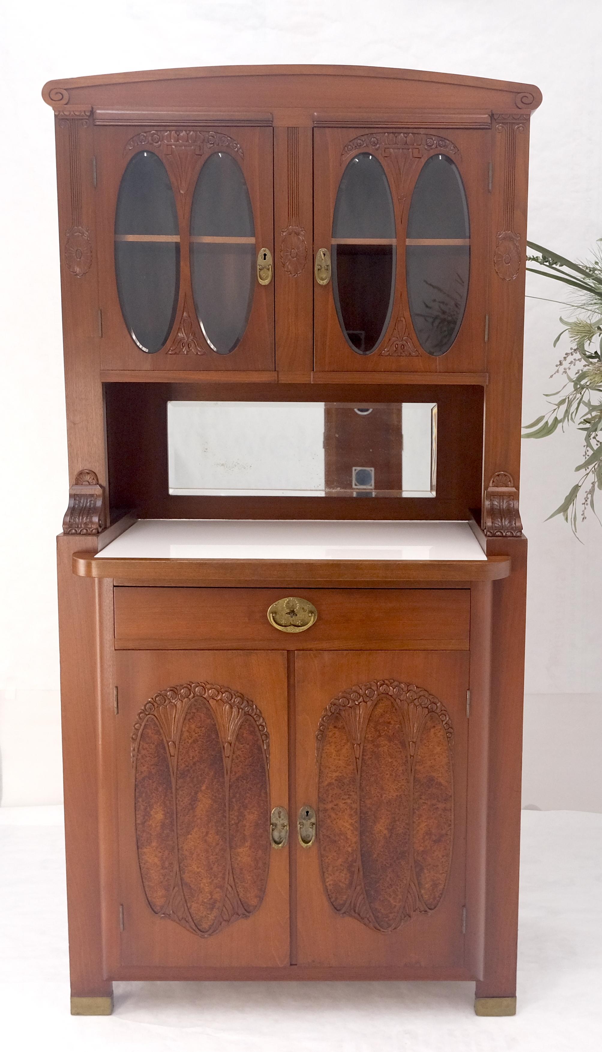 Credenza francese Art Nouveau Deco in legno di noce e radica, alta 78
