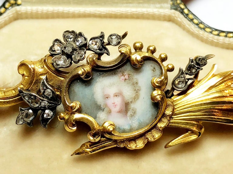 French Art Nouveau Diamond and Gold Portrait Brooch For Sale at 1stDibs