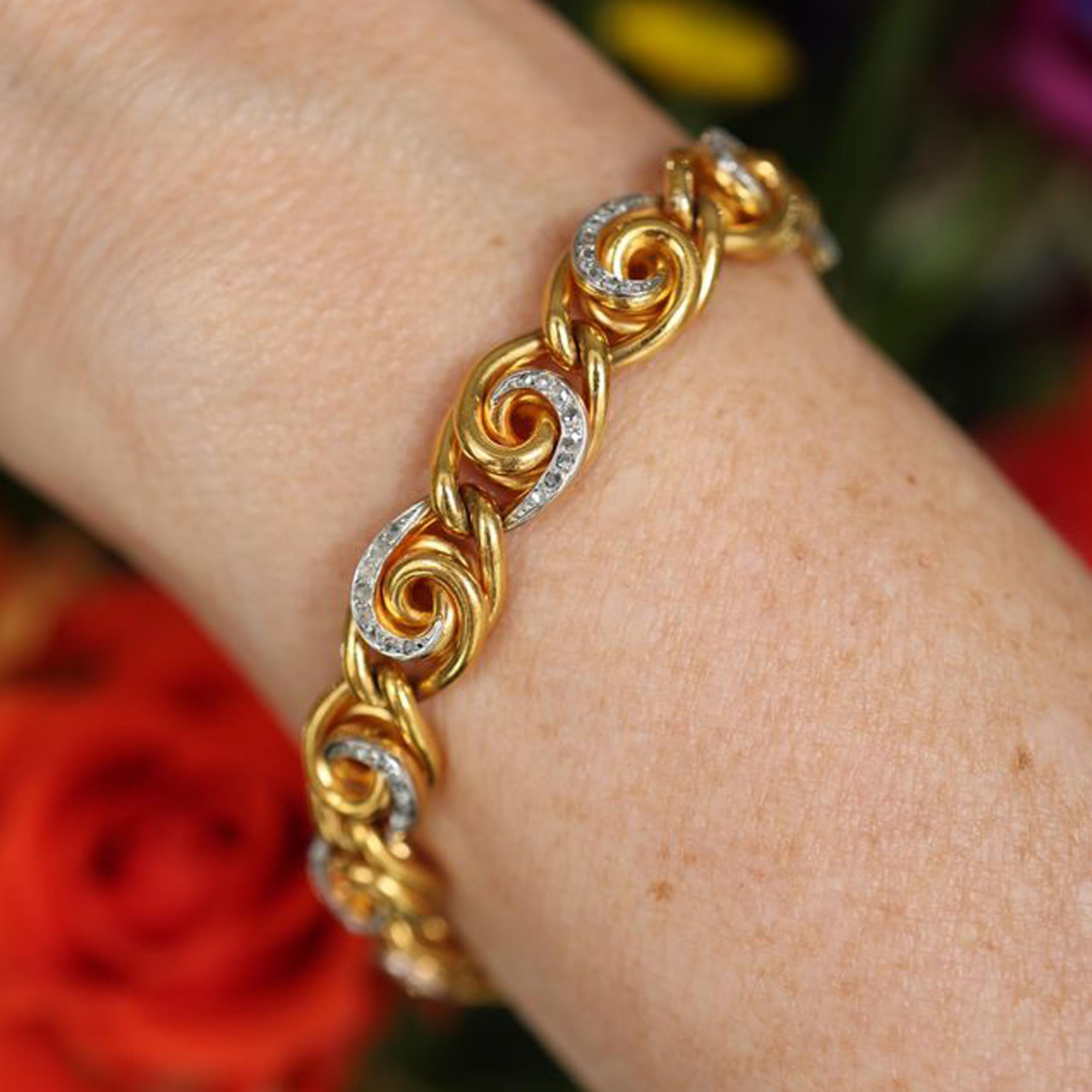 French Art Nouveau Diamond, Platinum and Gold Bracelet, Circa 1900 For Sale 1