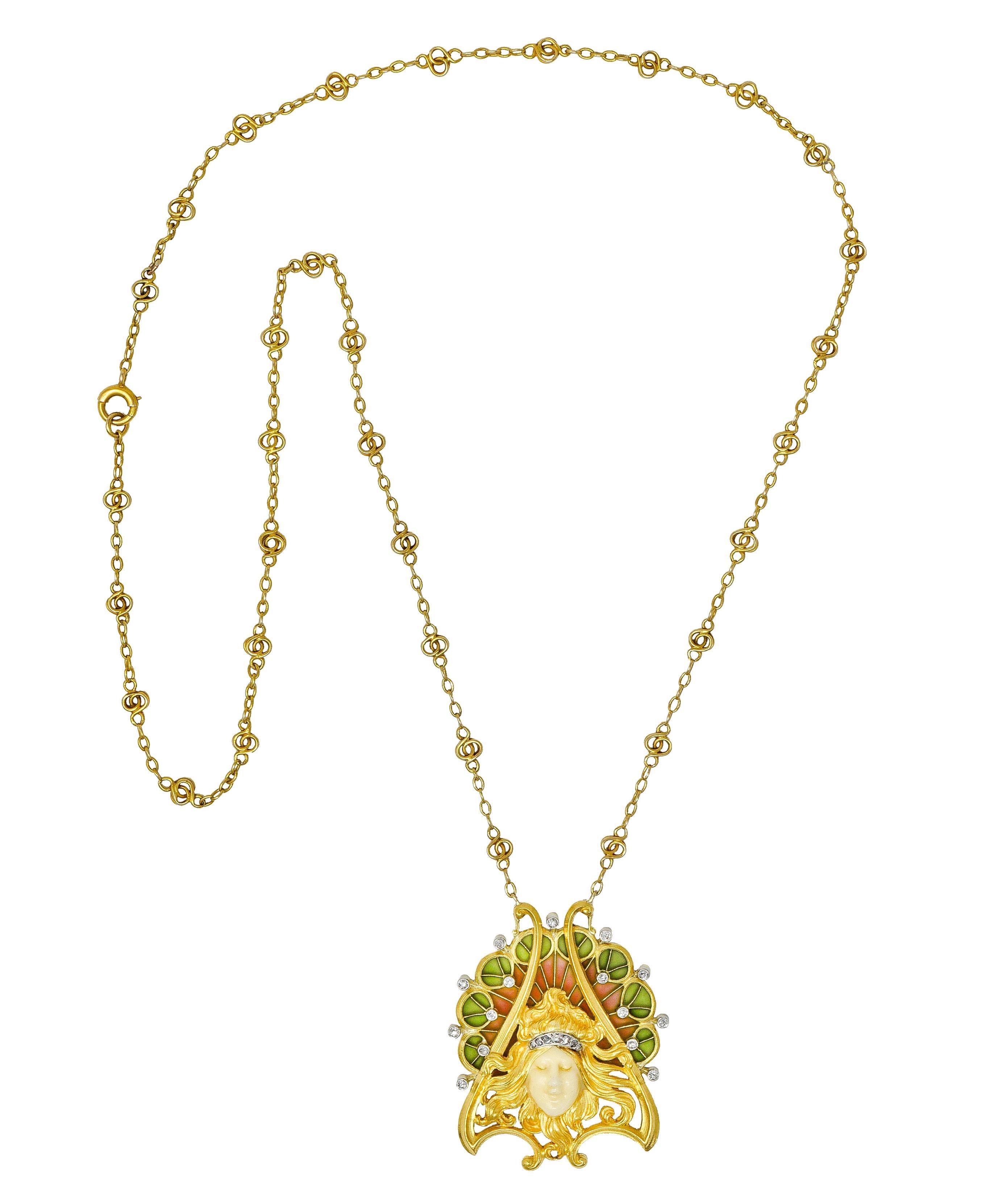Taglio antico europeo French Art Nouveau Diamond Plique-A-Jour Enamel Platinum 18 Karat Gold Necklace in vendita