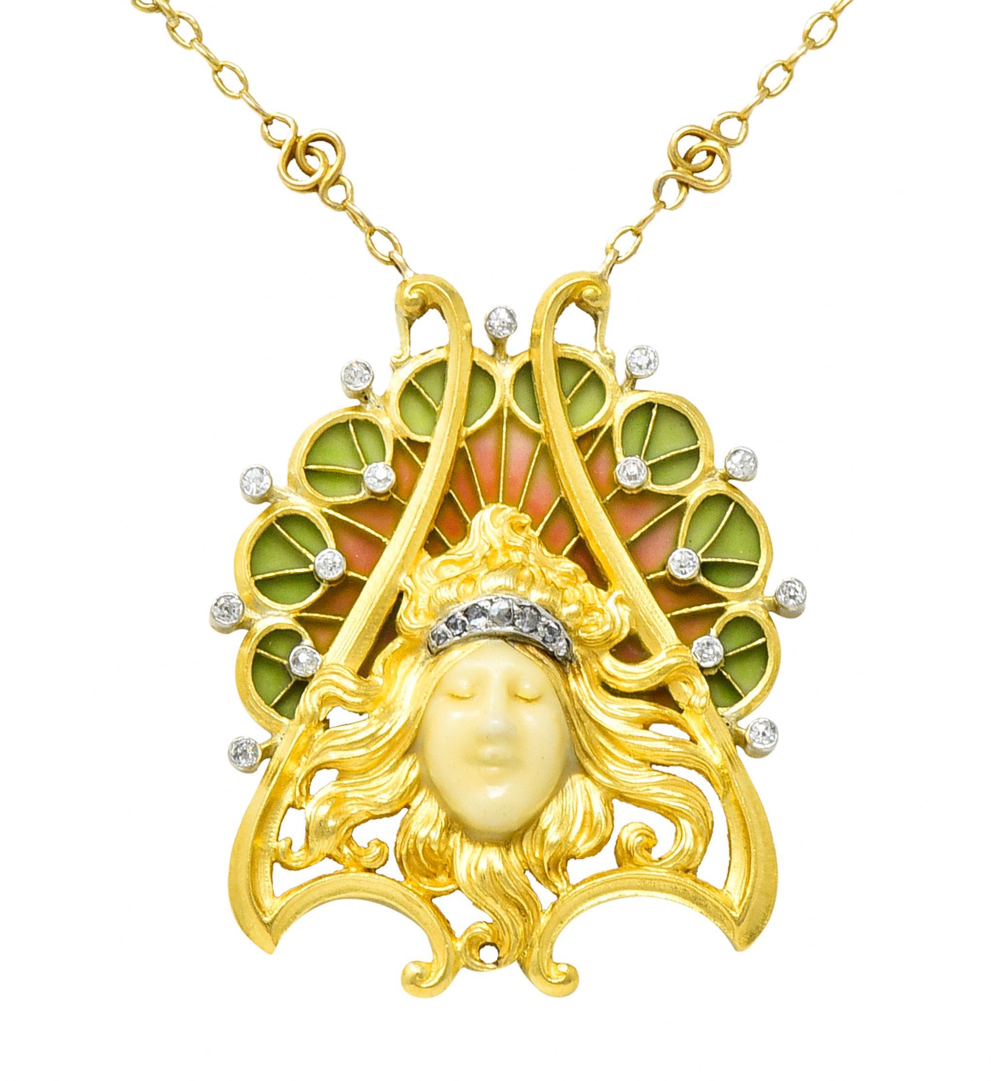French Art Nouveau Diamond Plique-A-Jour Enamel Platinum 18 Karat Gold Necklace In condizioni ottime in vendita a Philadelphia, PA