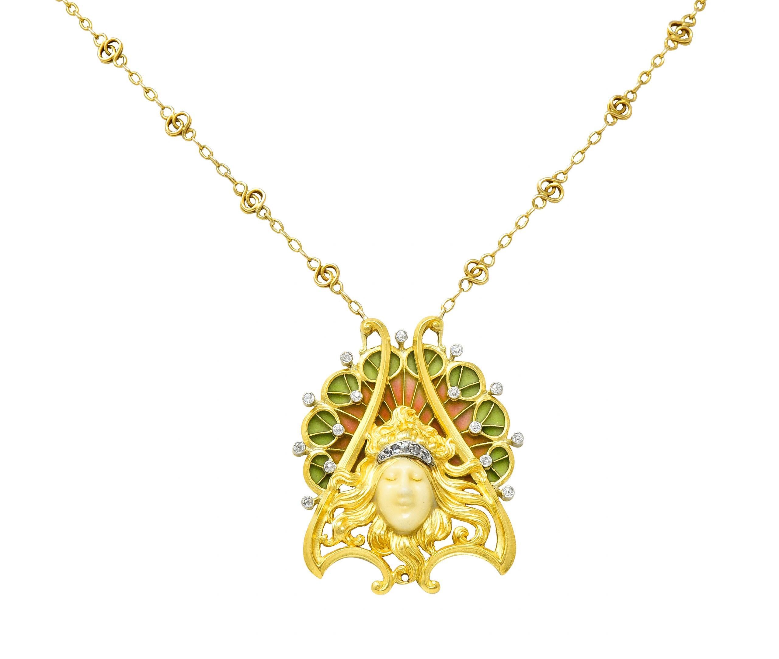 French Art Nouveau Diamond Plique-A-Jour Enamel Platinum 18 Karat Gold Necklace in vendita 2